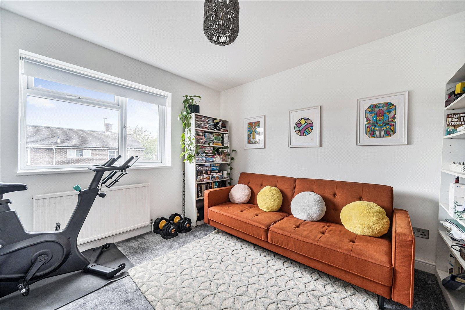 3 bedroom house for sale in London | Robinson Jackson