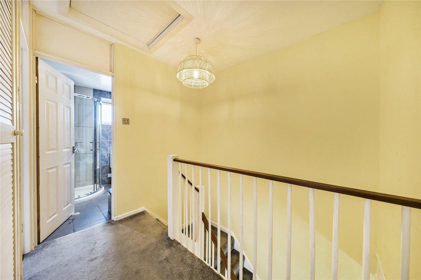 3 bedroom house for sale in London | Robinson Jackson