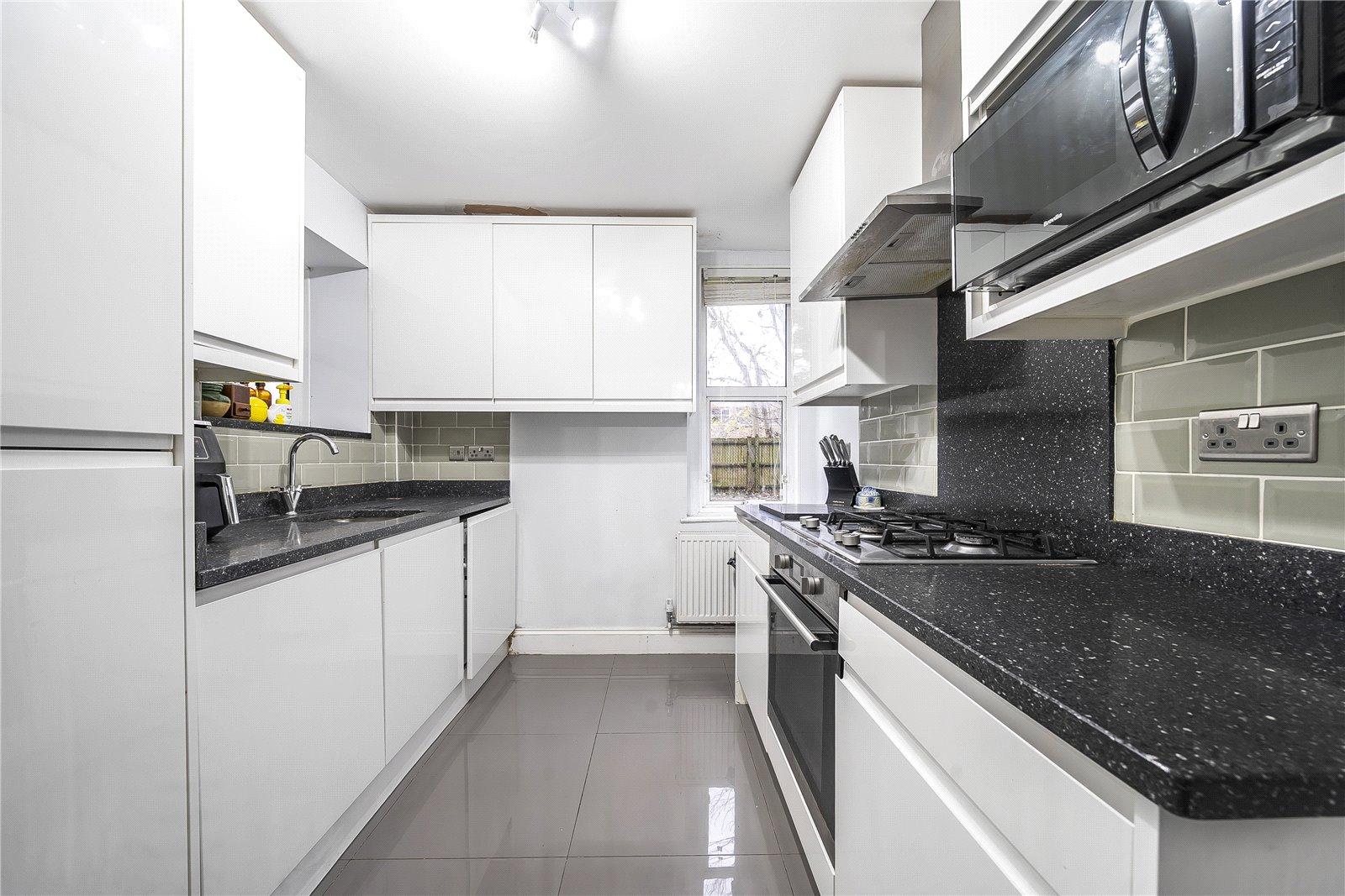 2 bedroom property for sale in Oakfield Road | Robinson Jackson