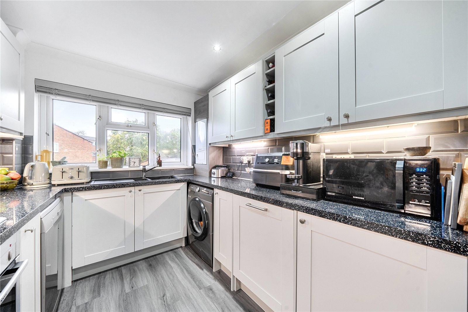 2 bedroom property for sale in Penge | Robinson Jackson