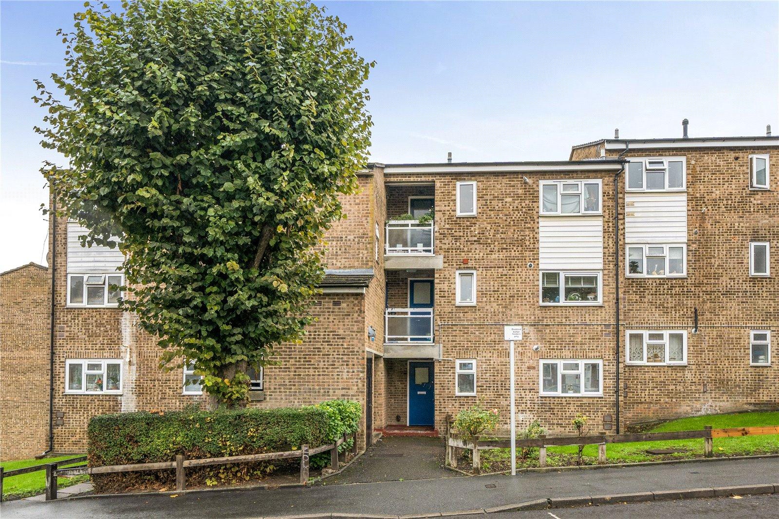 2 bedroom property for sale in Penge | Robinson Jackson