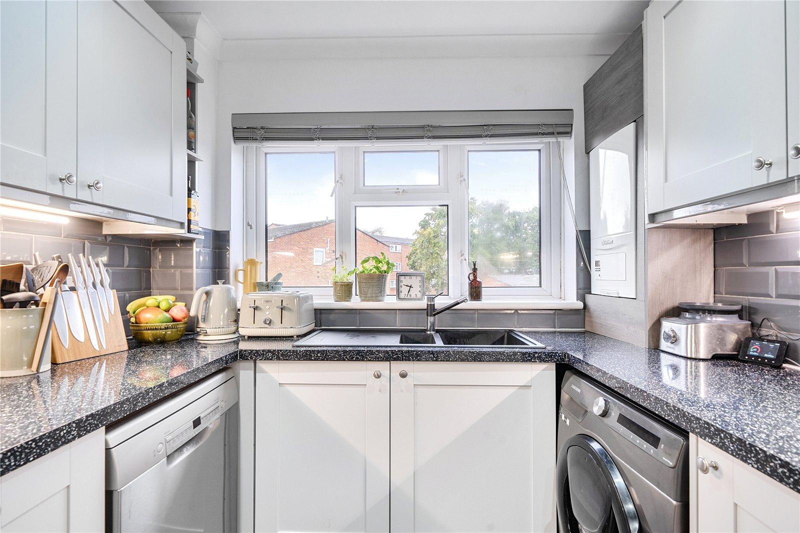 2 bedroom property for sale in Penge | Robinson Jackson