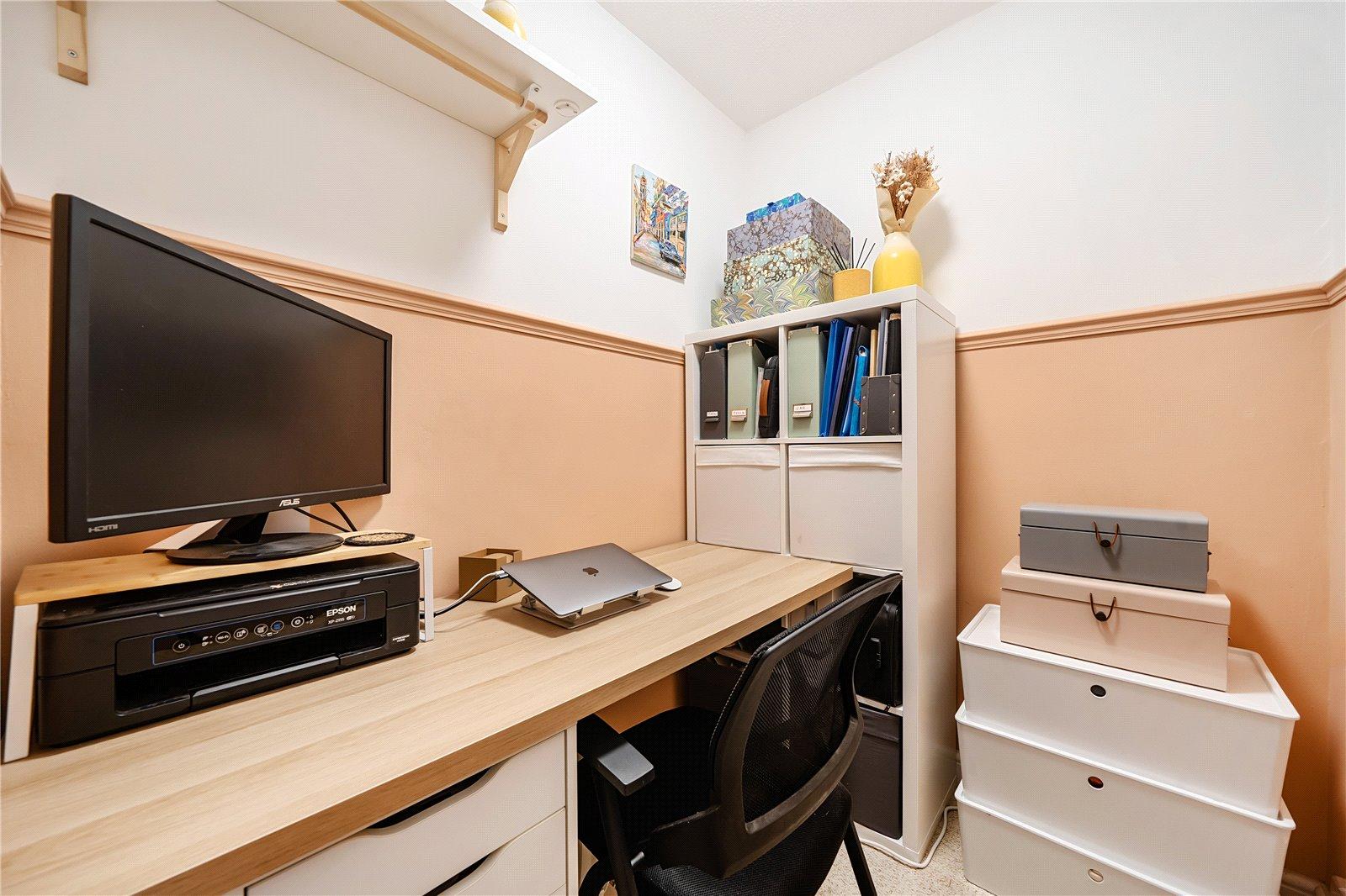 2 bedroom property for sale in Penge | Robinson Jackson
