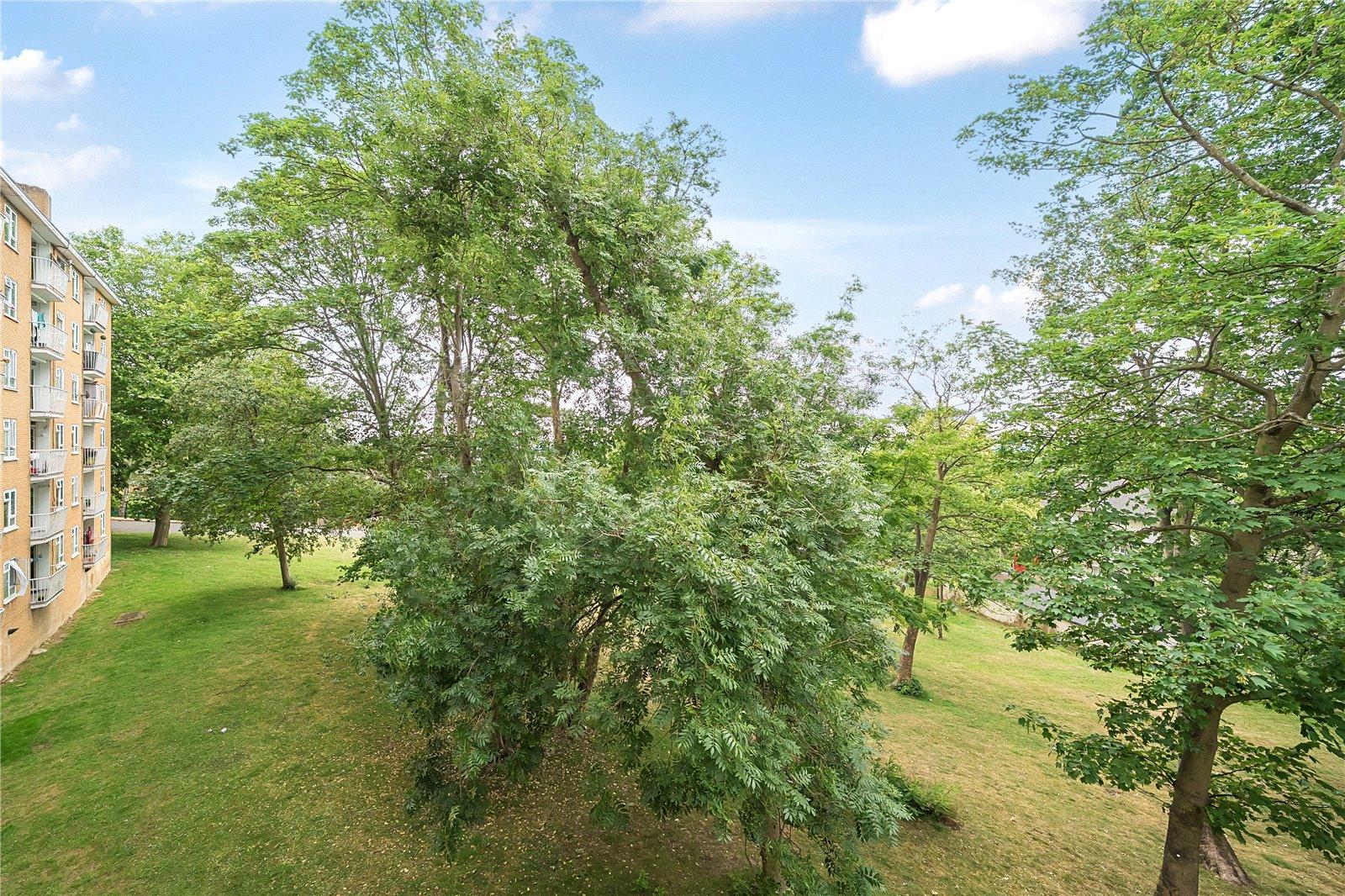 2 bedroom property for sale in  | Robinson Jackson