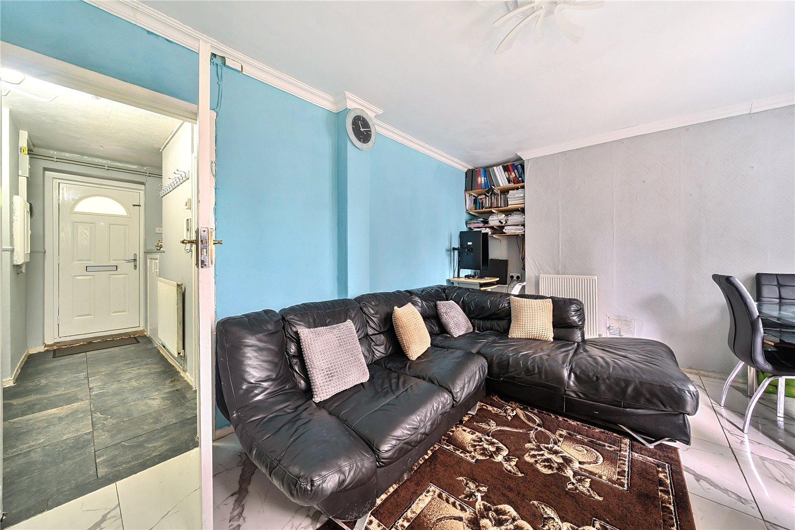 2 bedroom property for sale in  | Robinson Jackson