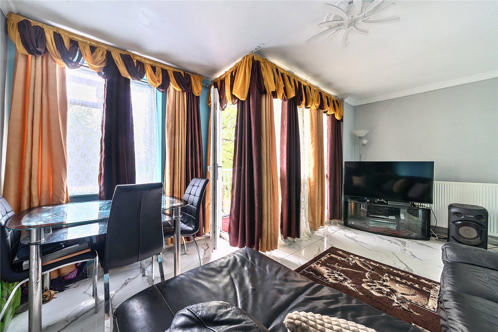 2 bedroom property for sale in  | Robinson Jackson