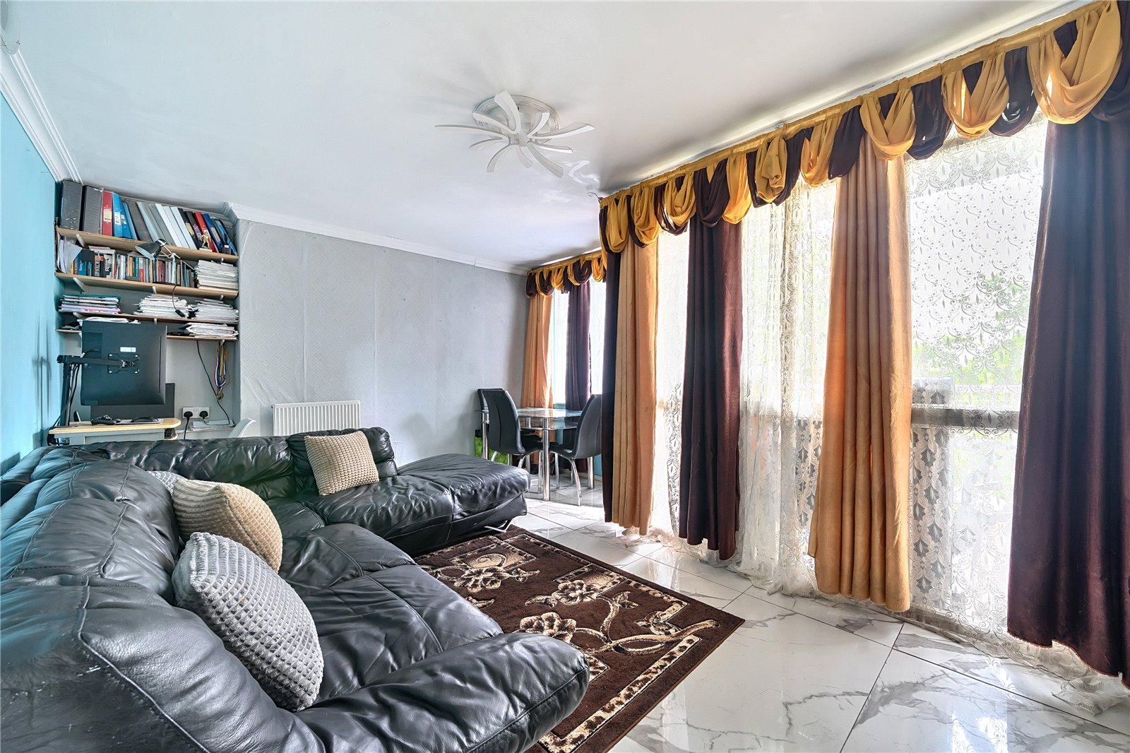 2 bedroom property for sale in  | Robinson Jackson