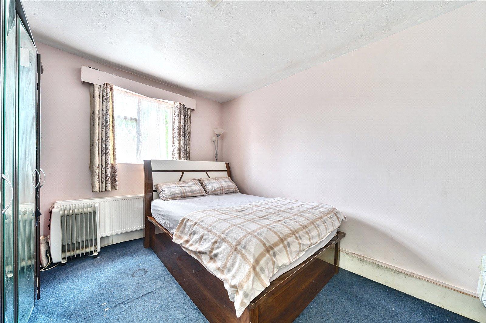 2 bedroom property for sale in  | Robinson Jackson