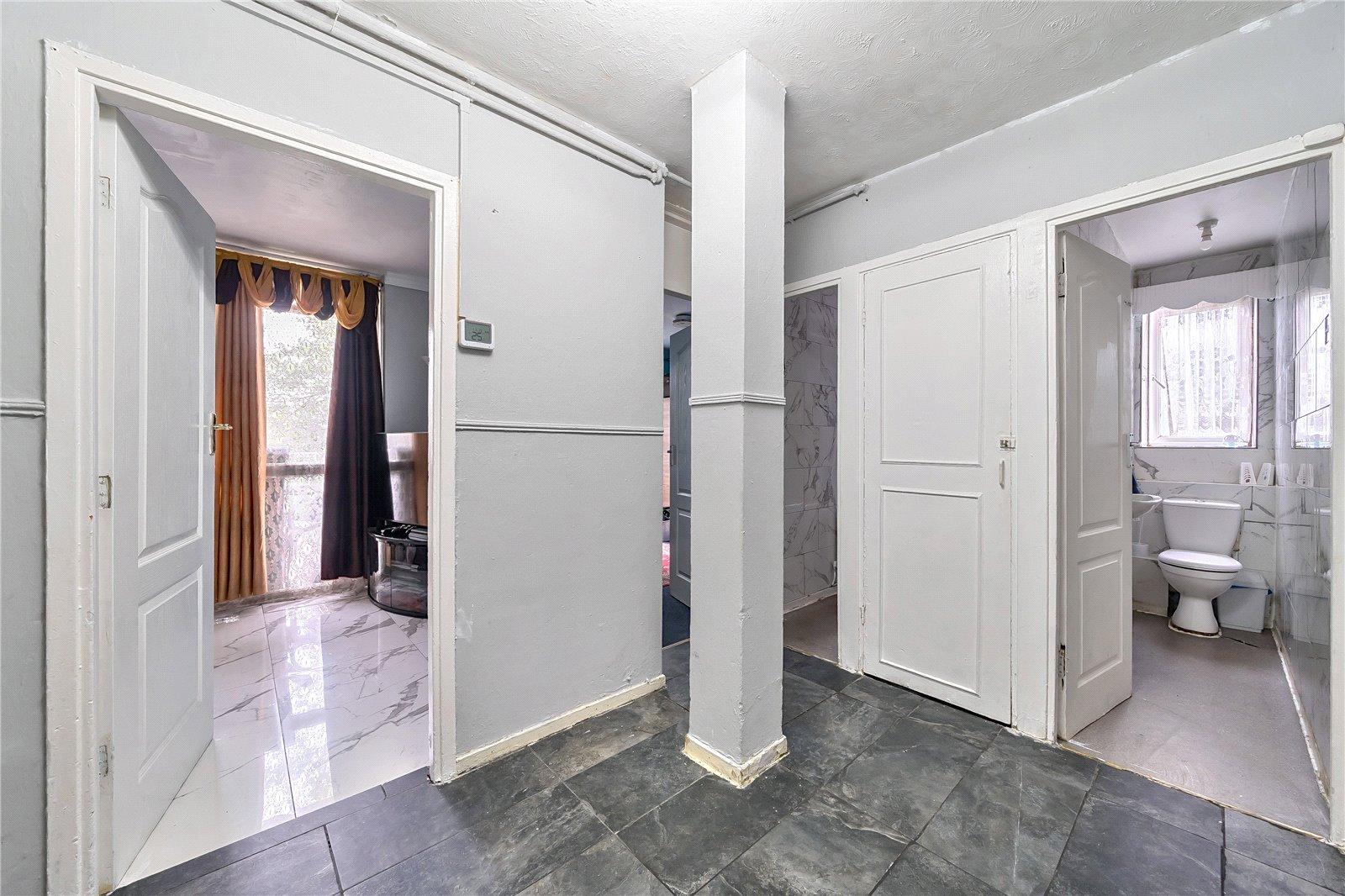 2 bedroom property for sale in  | Robinson Jackson