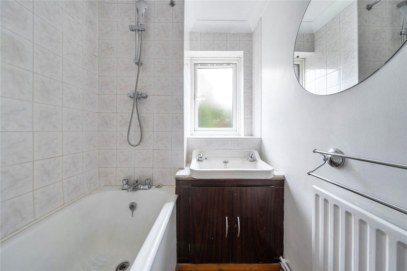 2 bedroom property for sale in Sydenham | Robinson Jackson