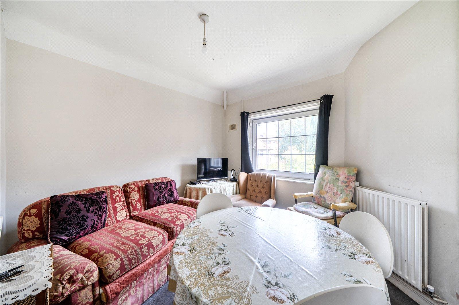 2 bedroom property for sale in West Norwood | Robinson Jackson