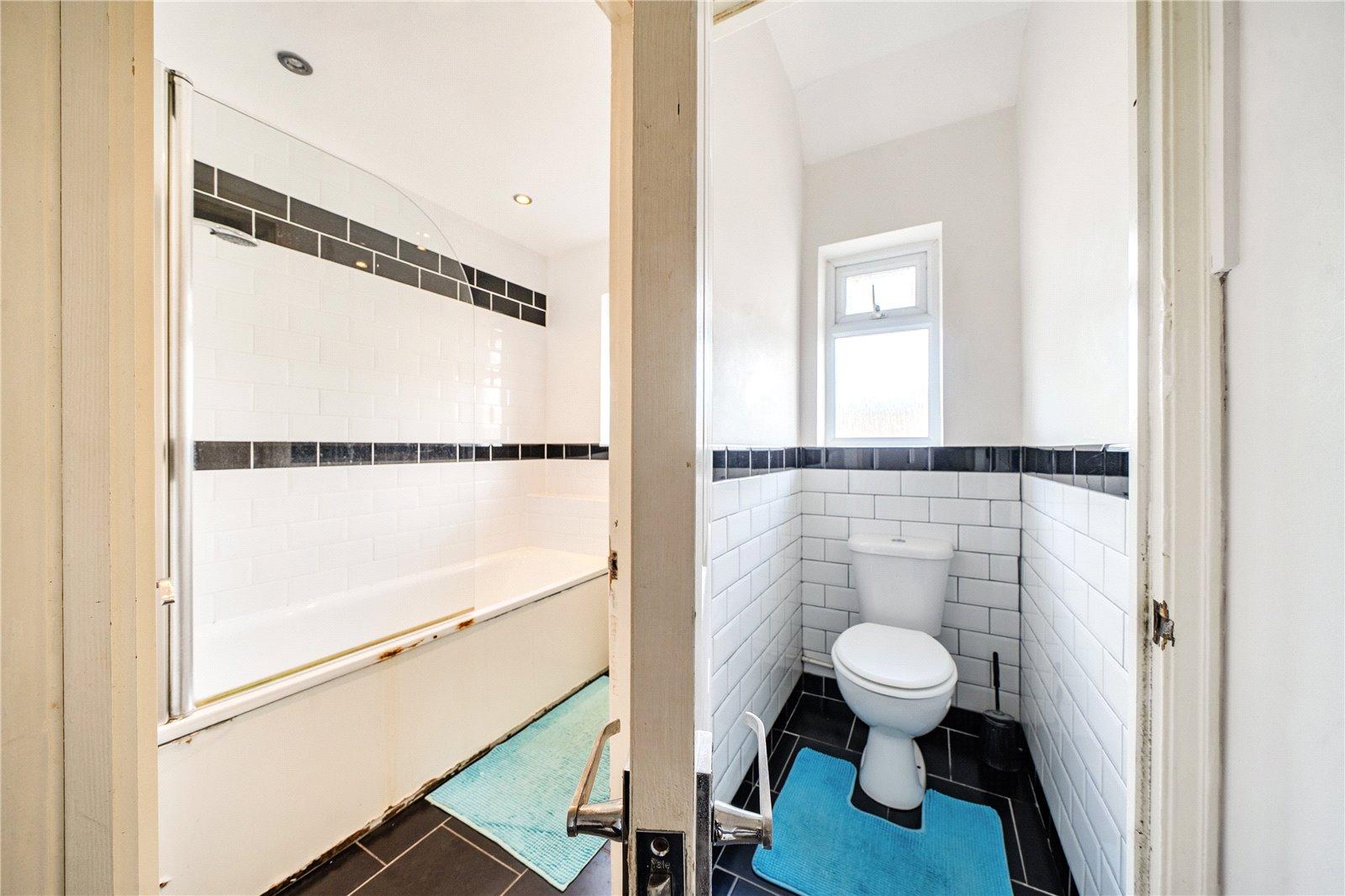 2 bedroom property for sale in West Norwood | Robinson Jackson