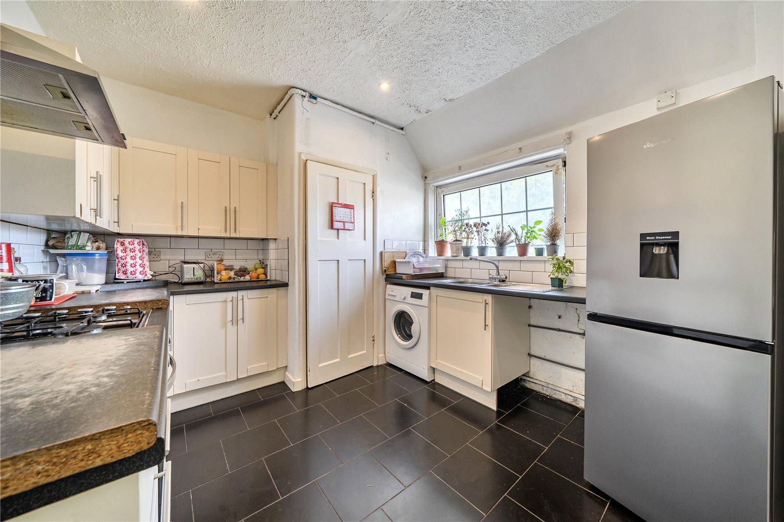 2 bedroom property for sale in West Norwood | Robinson Jackson
