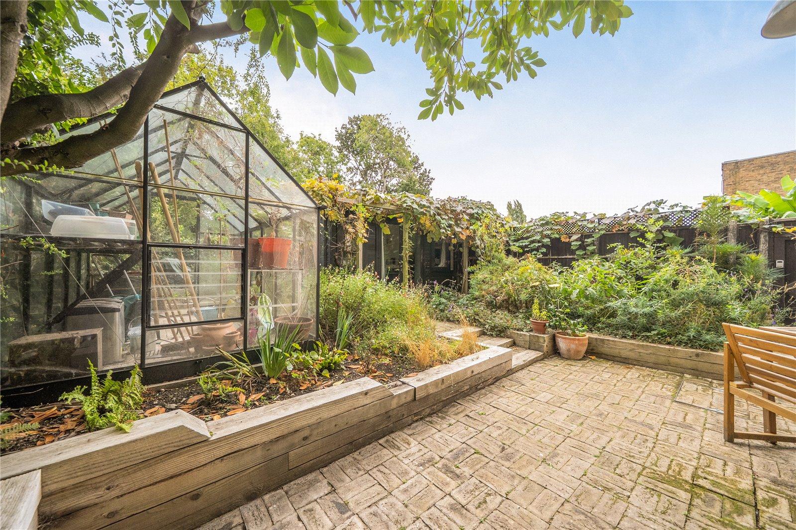 1 bedroom property for sale in Sydenham | Robinson Jackson