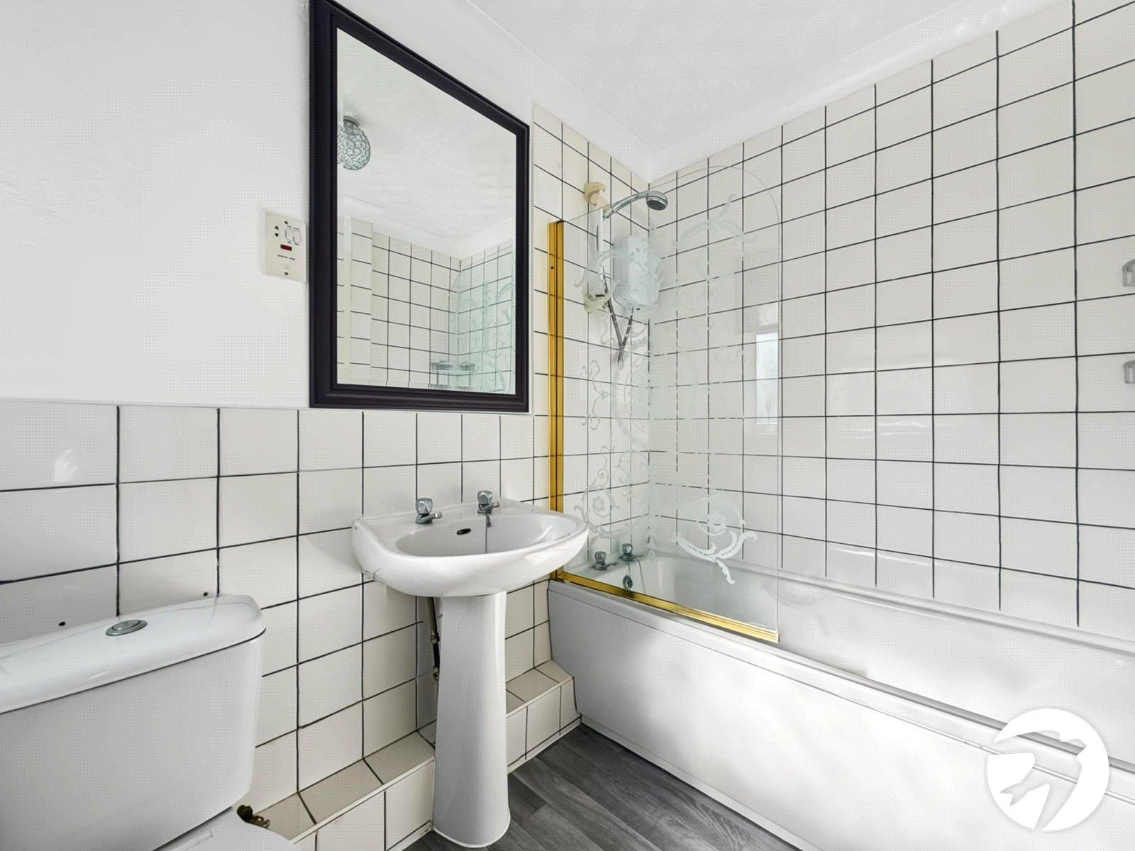 2 bedroom property for sale in Lordswood | Robinson Michael & Jackson