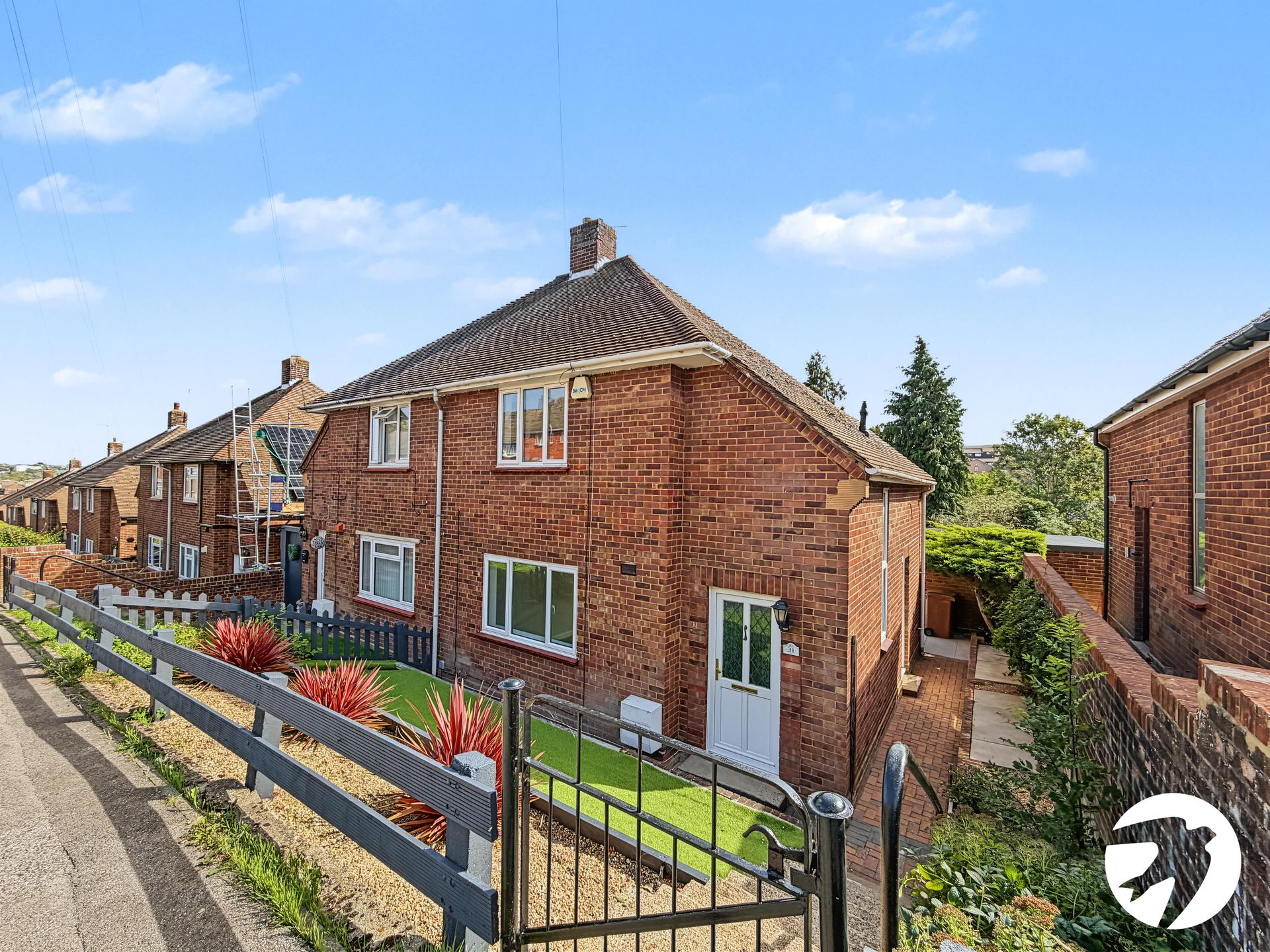 2 bedroom house for sale in Wayfield | Robinson Michael & Jackson