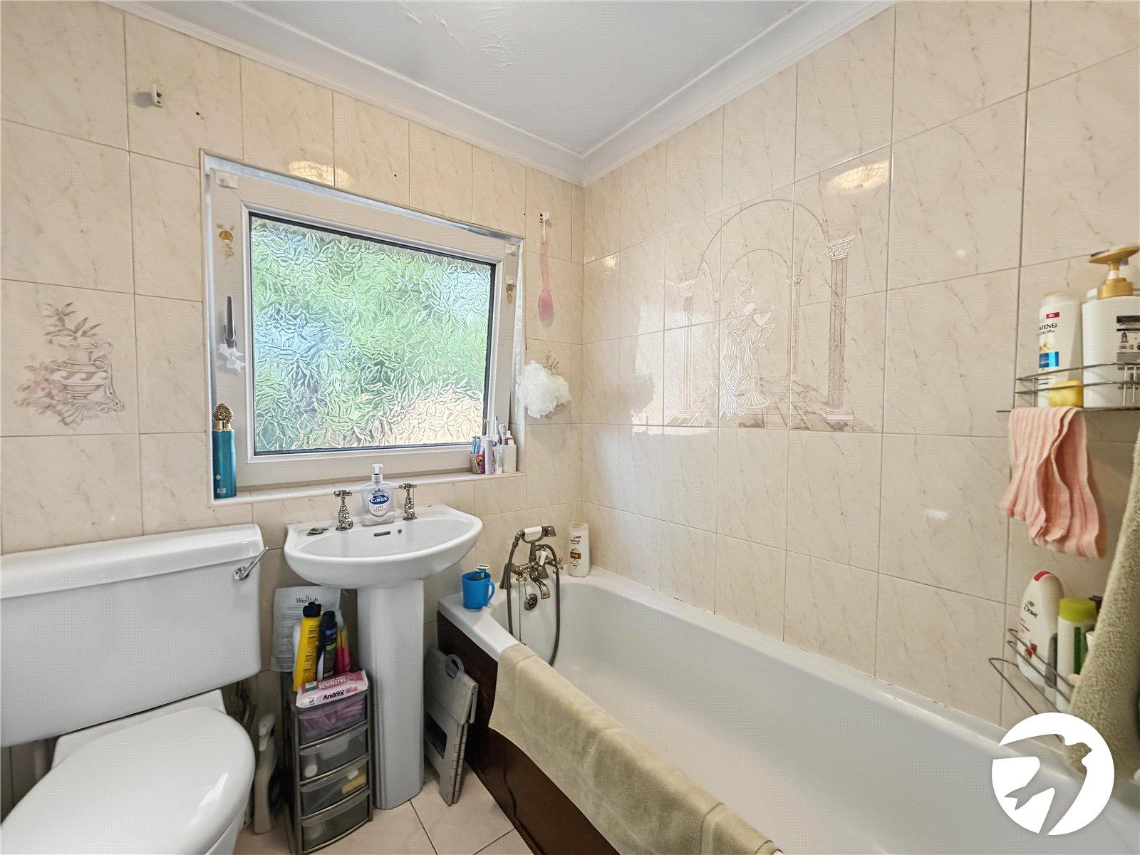 2 bedroom property for sale in Chatham | Robinson Michael & Jackson