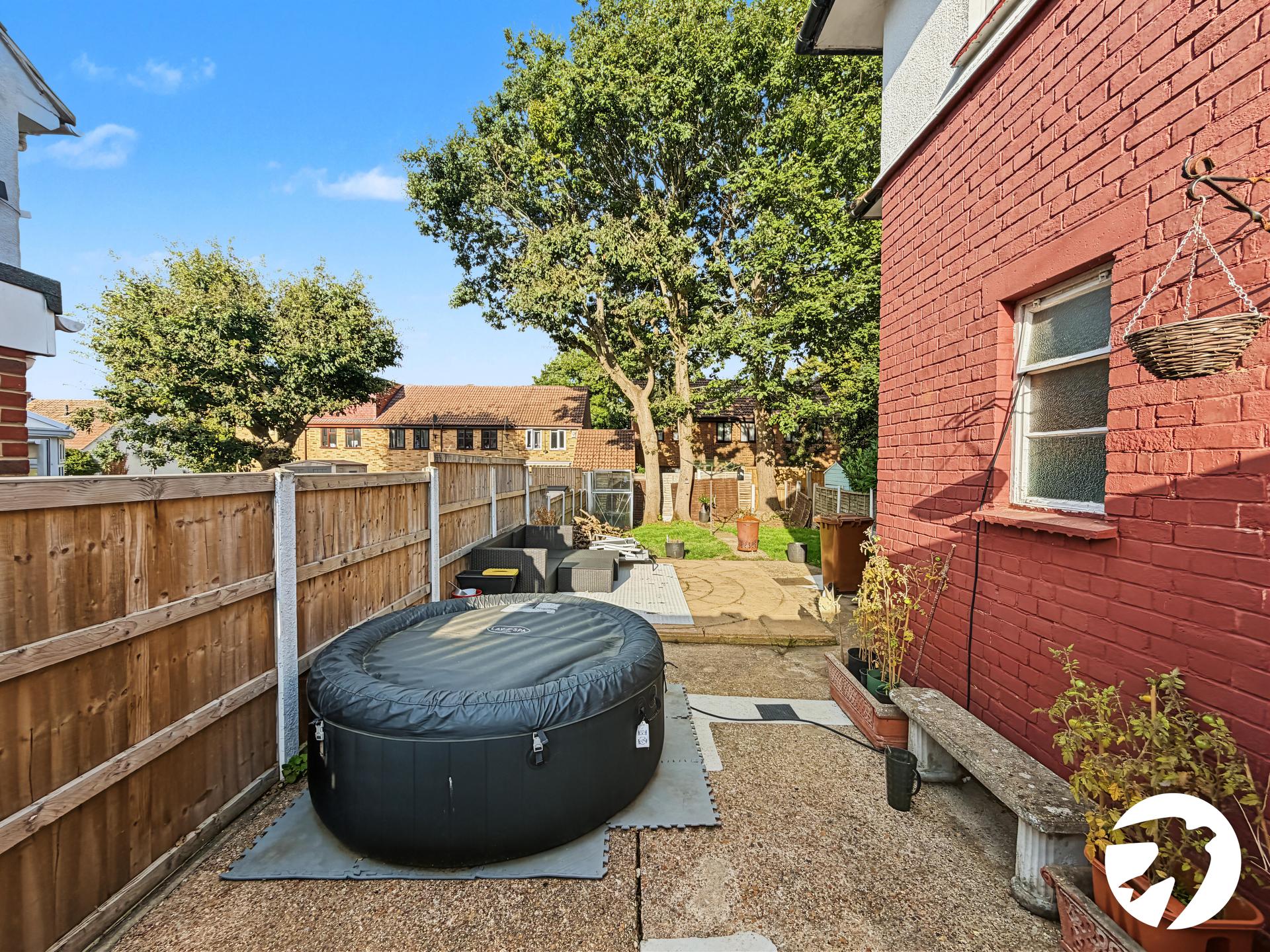 2 bedroom property for sale in Chatham | Robinson Michael & Jackson