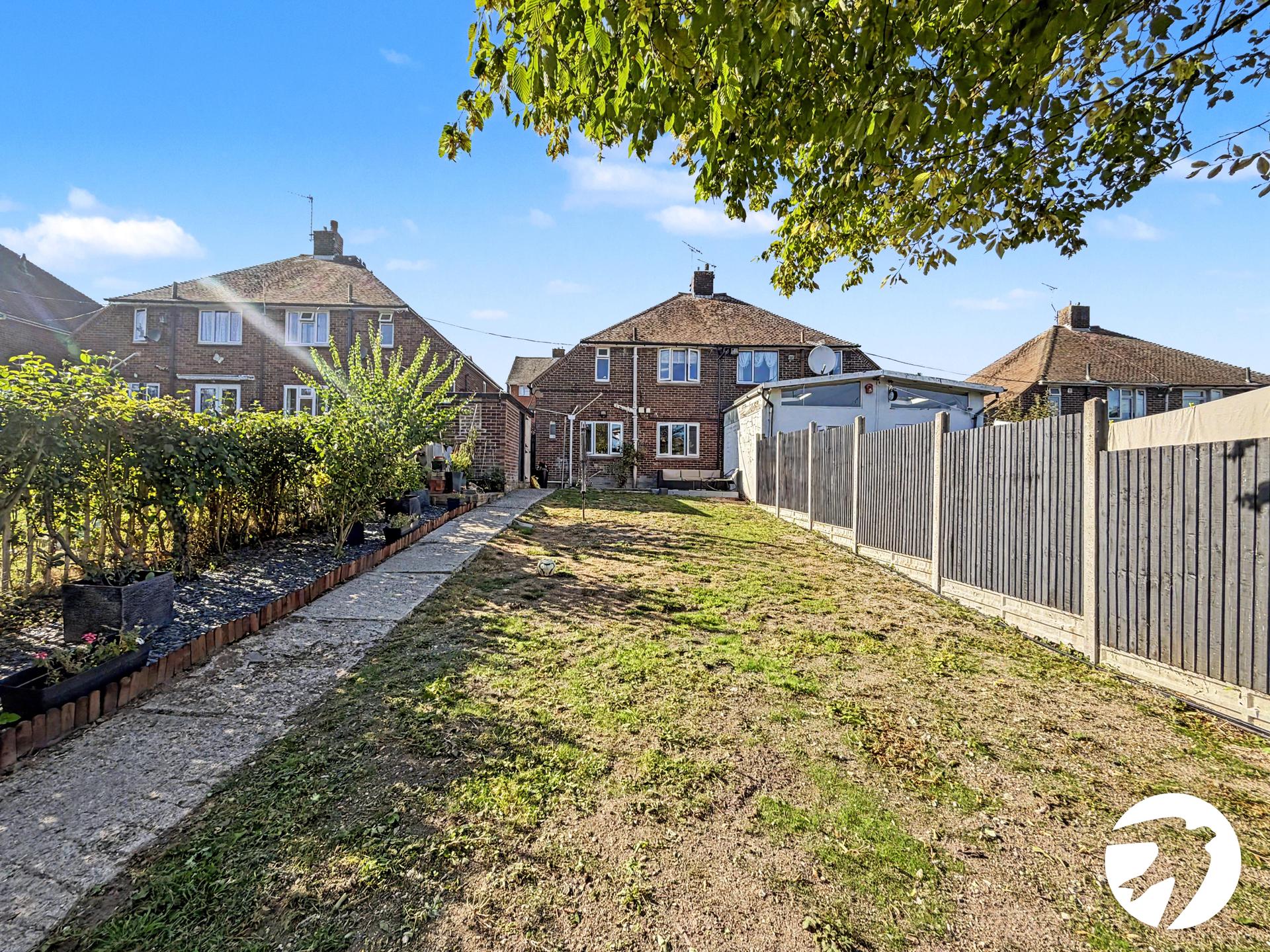 2 bedroom house for sale in Wayfield | Robinson Michael & Jackson