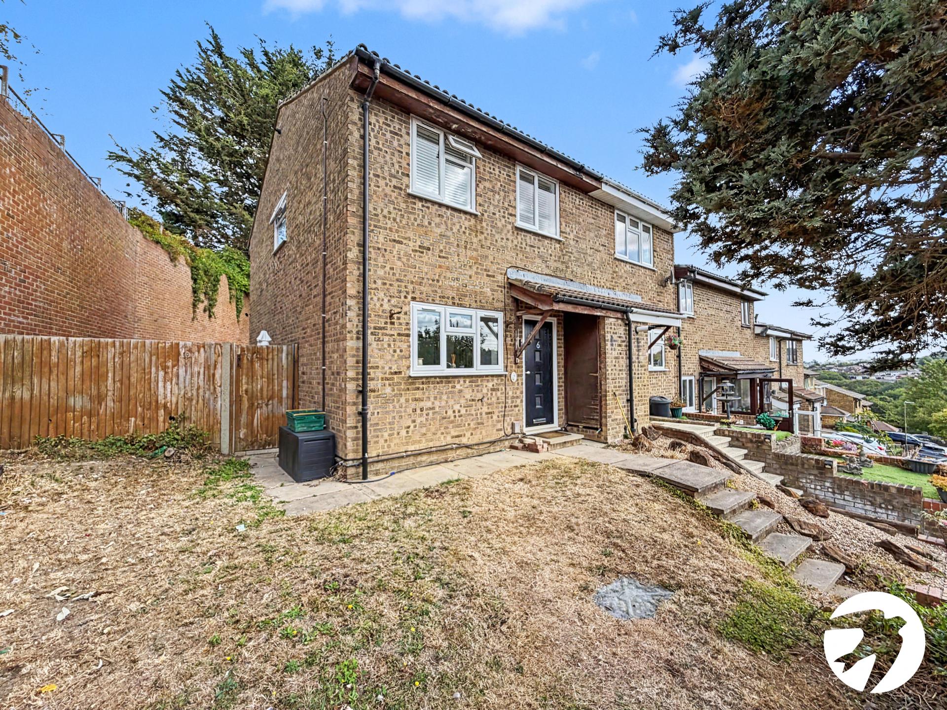 3 bedroom house for sale in Walderslade | Robinson Michael & Jackson