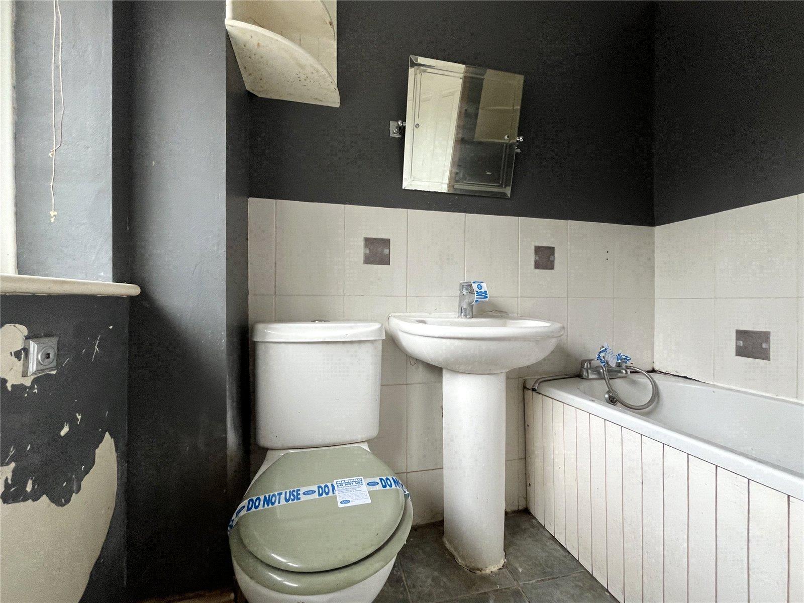 3 bedroom house for sale in Walderslade | Robinson Michael & Jackson