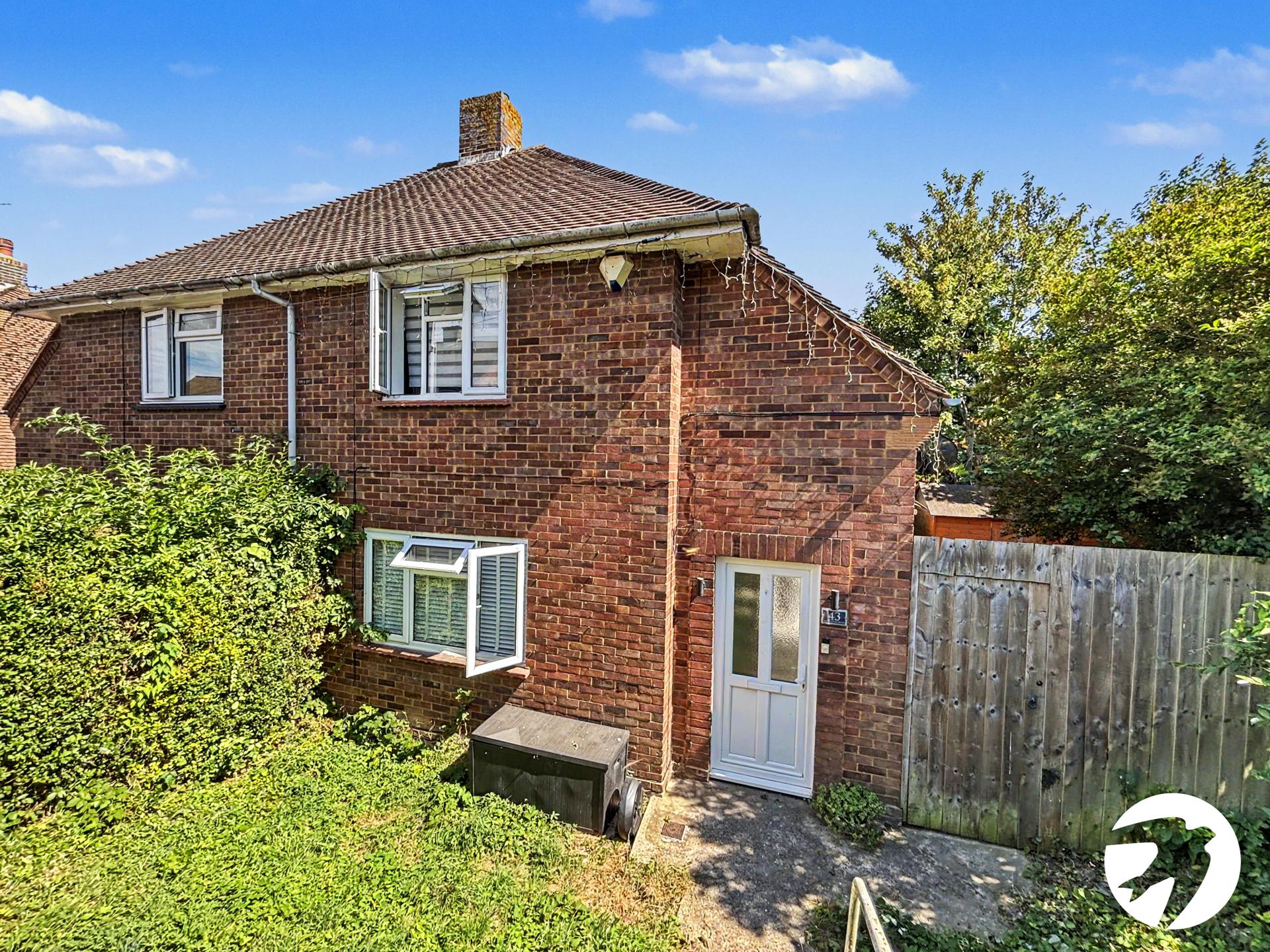 2 bedroom house for sale in Chatham | Robinson Michael & Jackson