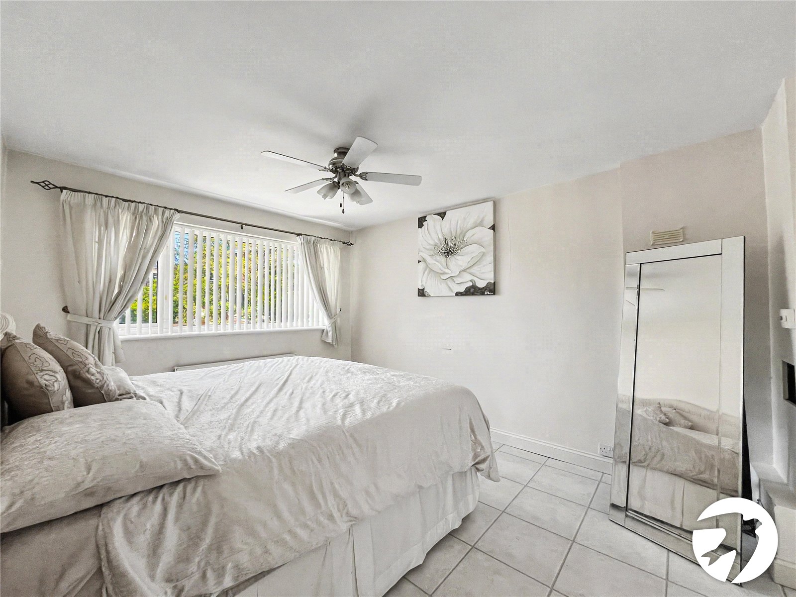 3 bedroom house for sale in Walderslade | Robinson Michael & Jackson