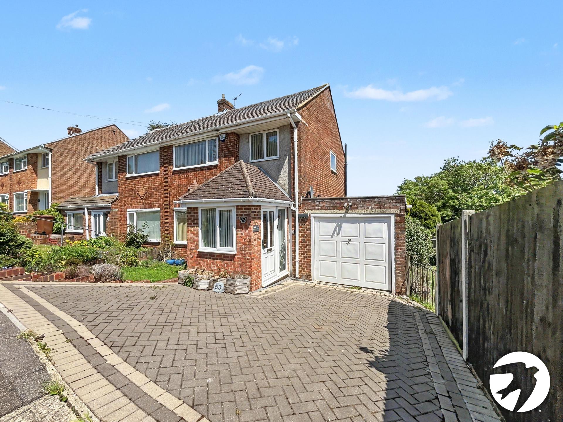 3 bedroom house for sale in Walderslade | Robinson Michael & Jackson