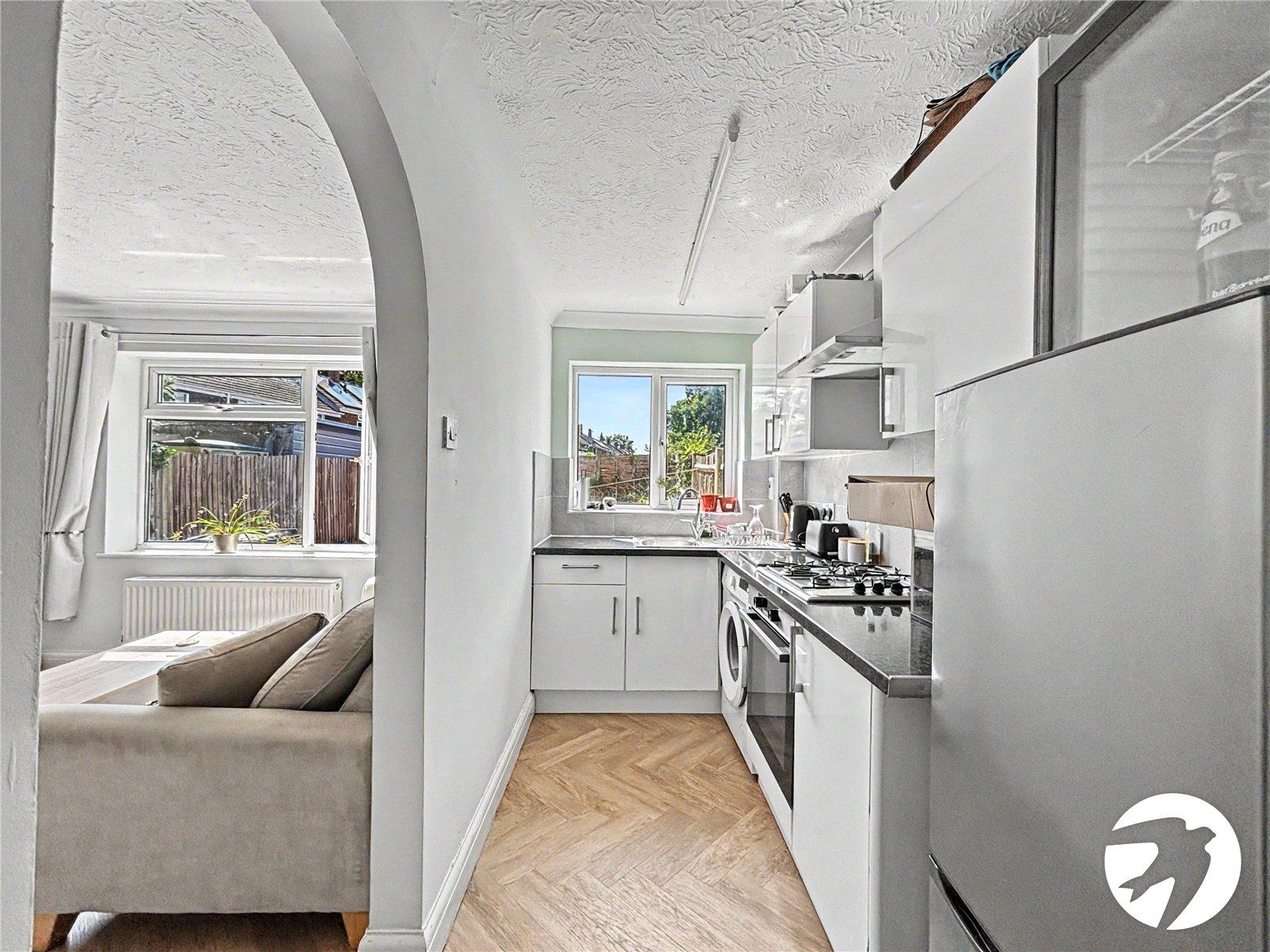1 bedroom house for sale in Barrington Close | Robinson Michael & Jackson