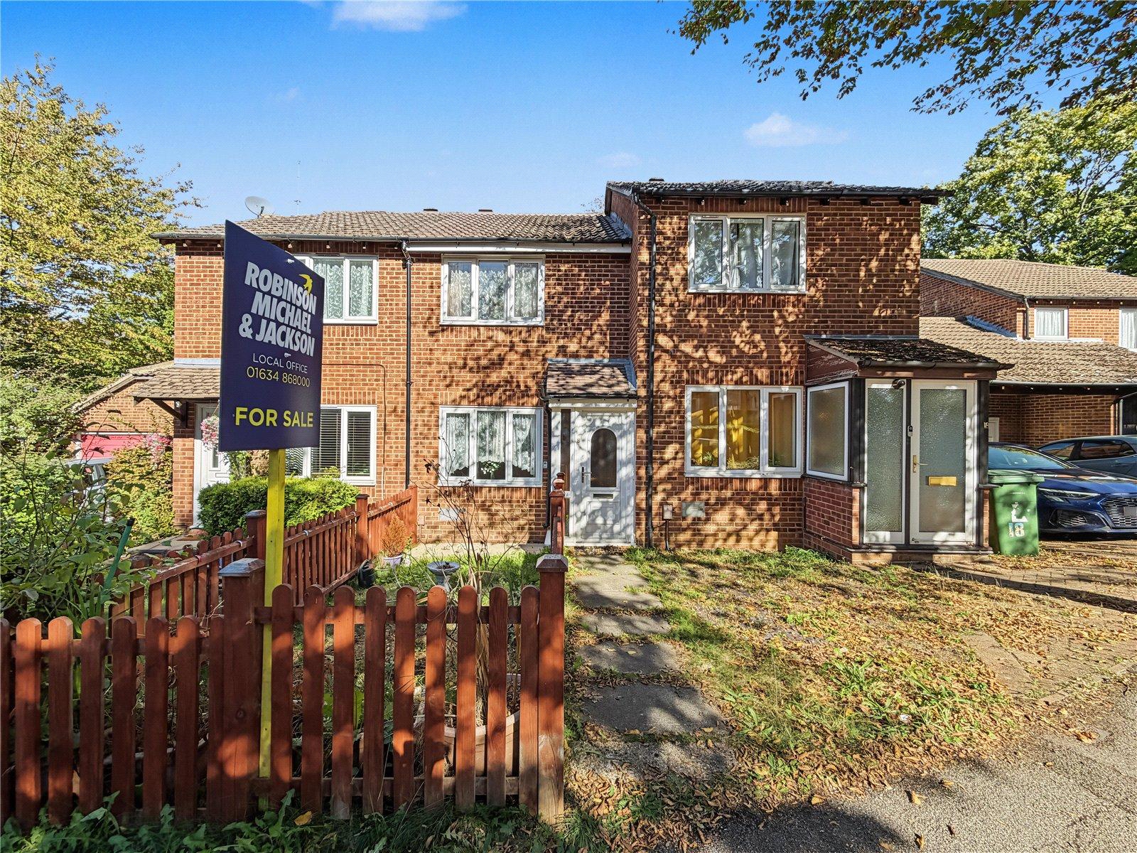 2 bedroom house for sale in Walderslade Woods | Robinson Michael & Jackson