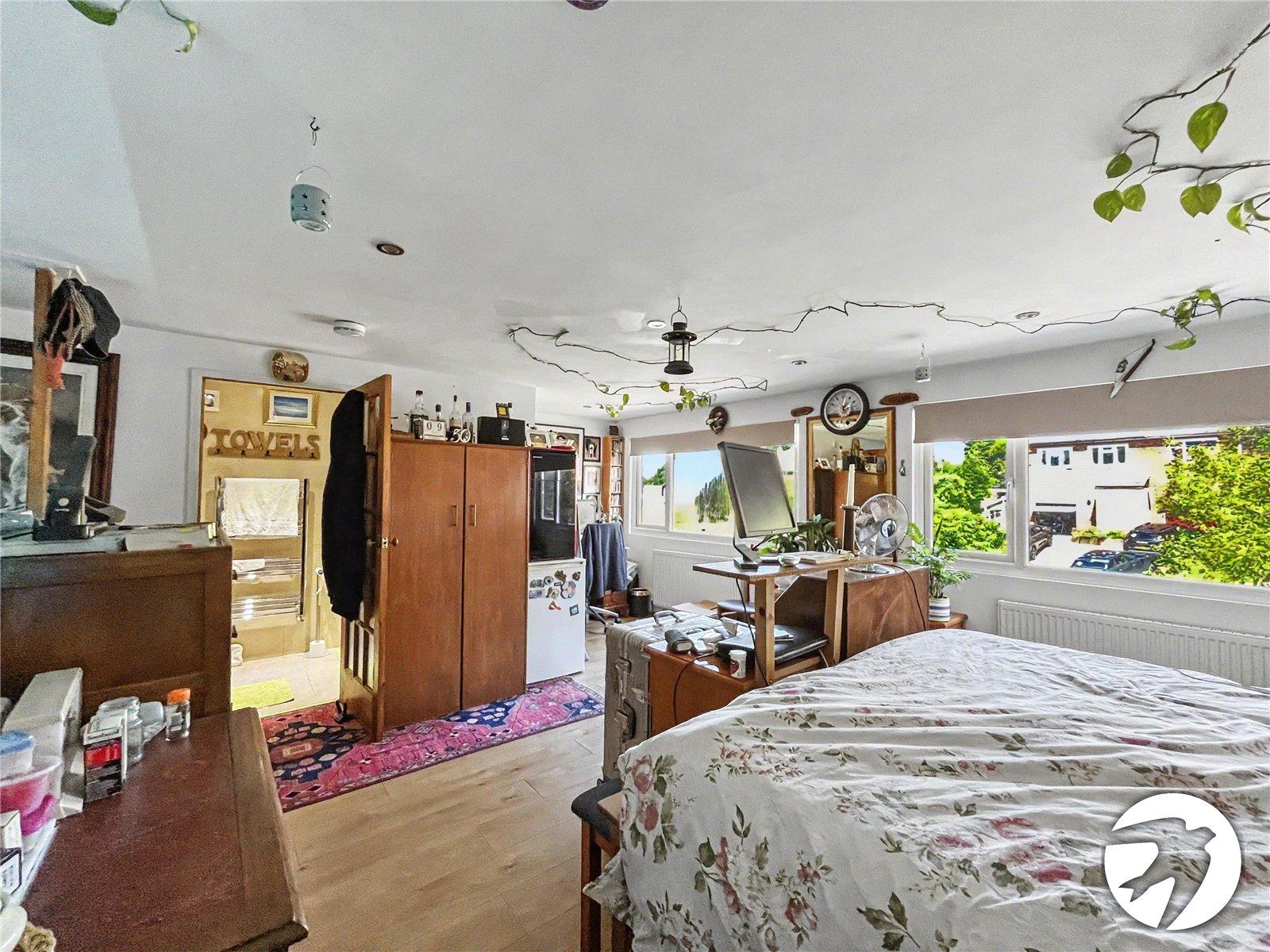 4 bedroom house for sale in Chatham | Robinson Michael & Jackson