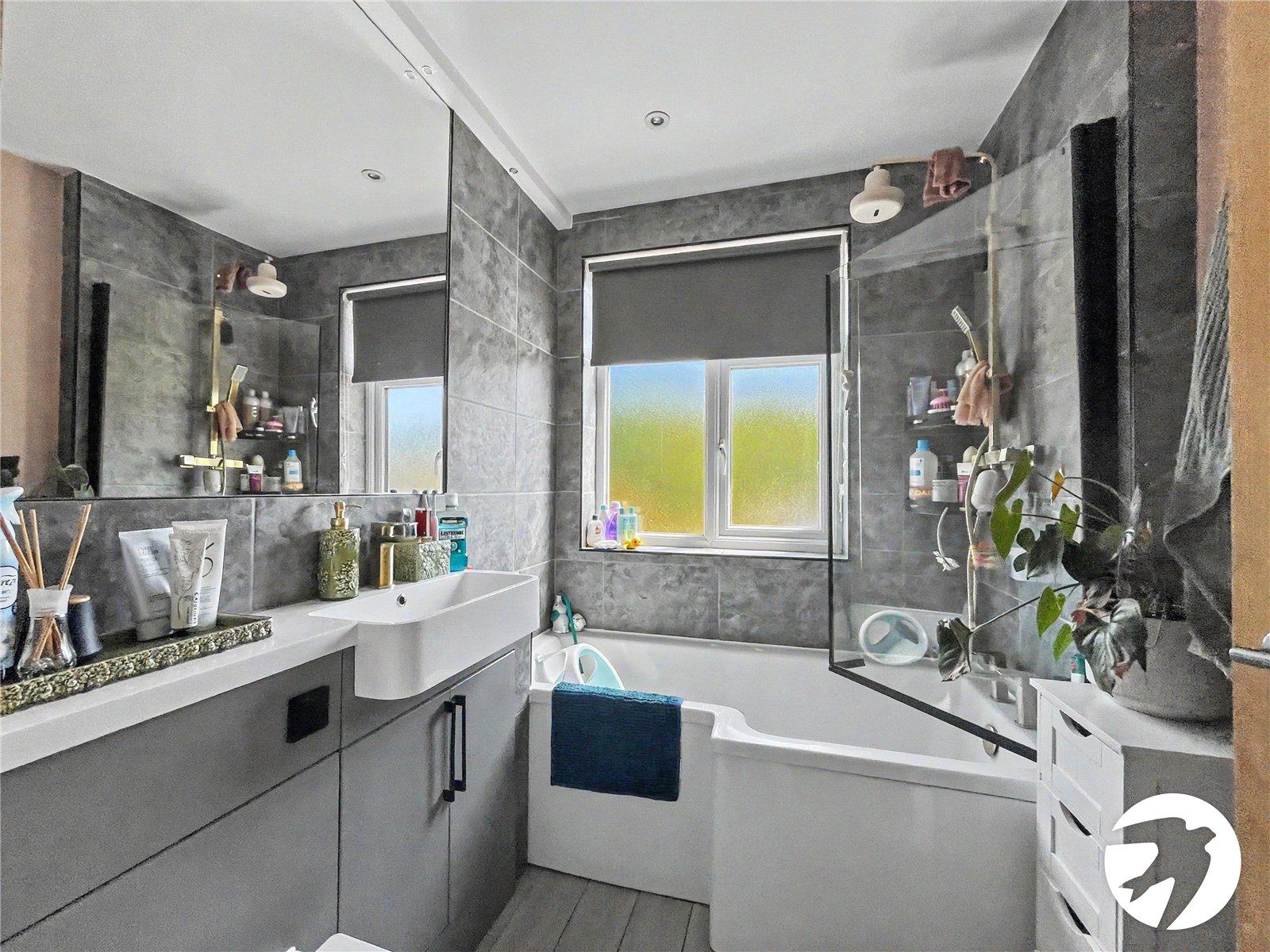 3 bedroom house for sale in Walderslade | Robinson Michael & Jackson