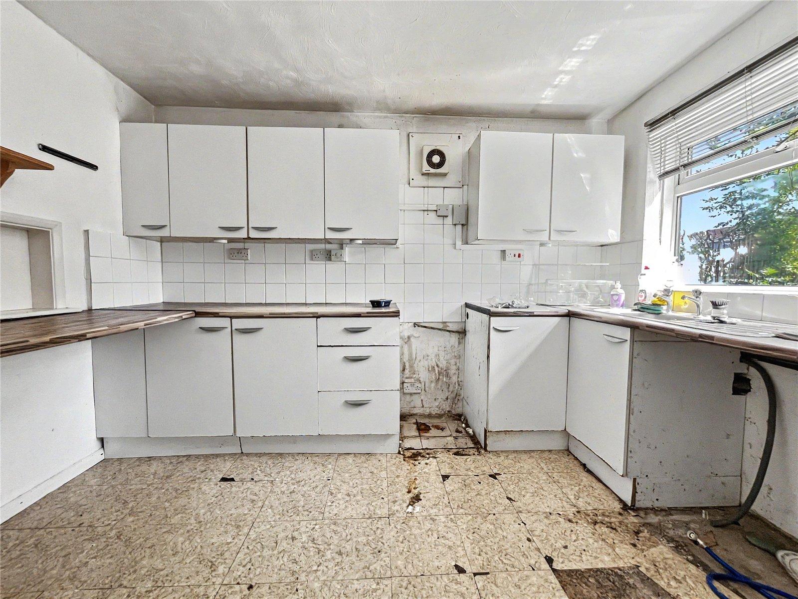 3 bedroom house for sale in Lordswood | Robinson Michael & Jackson