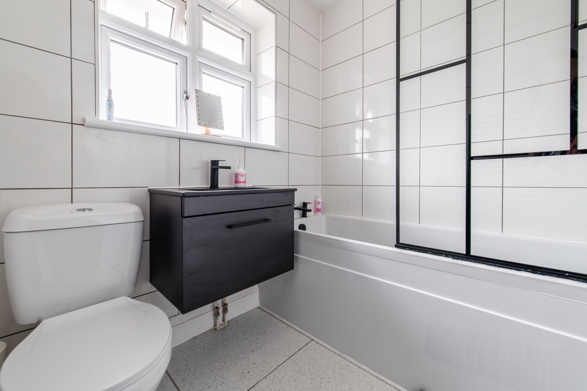 4 bedroom house for sale in Walderslade | Robinson Michael & Jackson