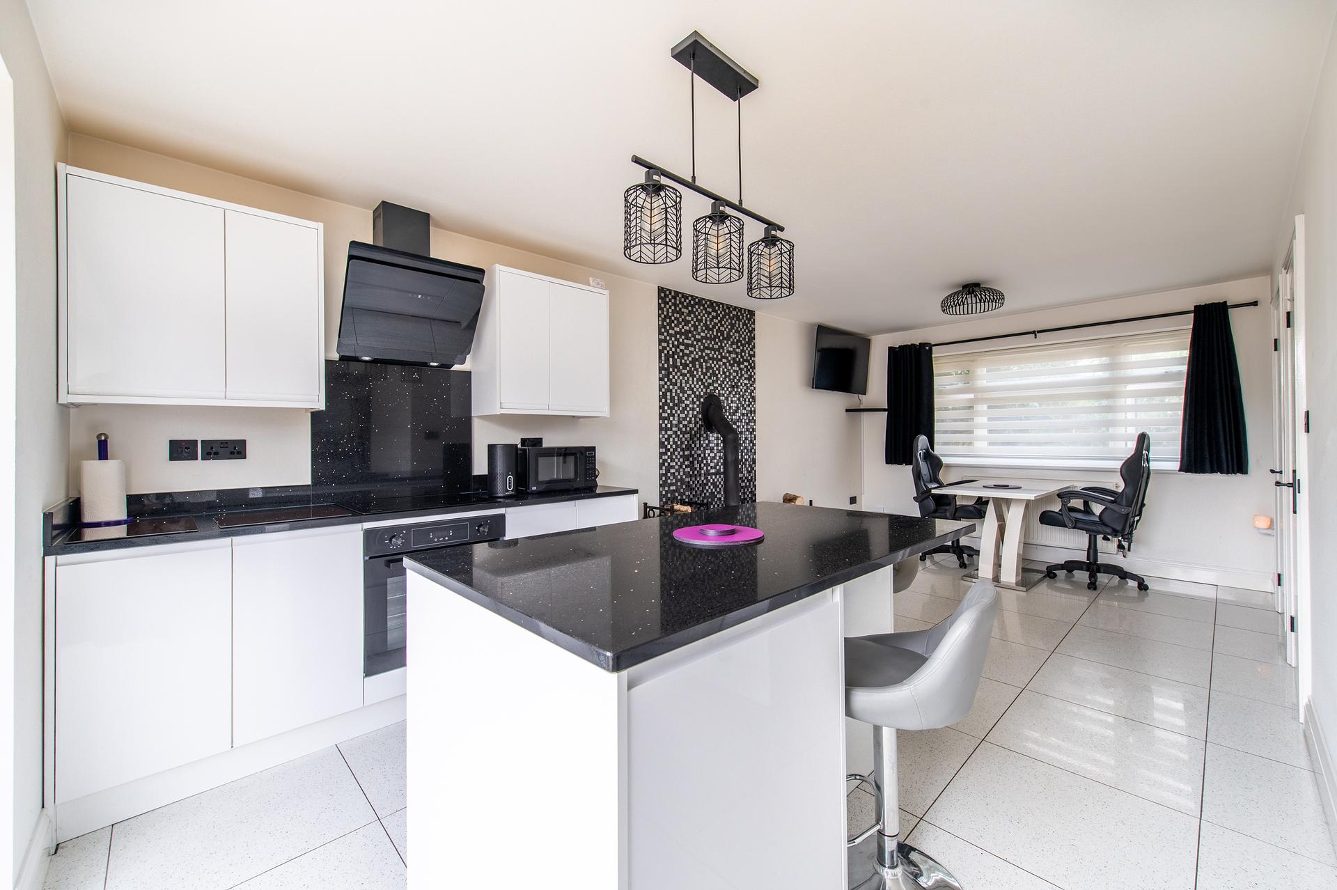 4 bedroom house for sale in Walderslade | Robinson Michael & Jackson