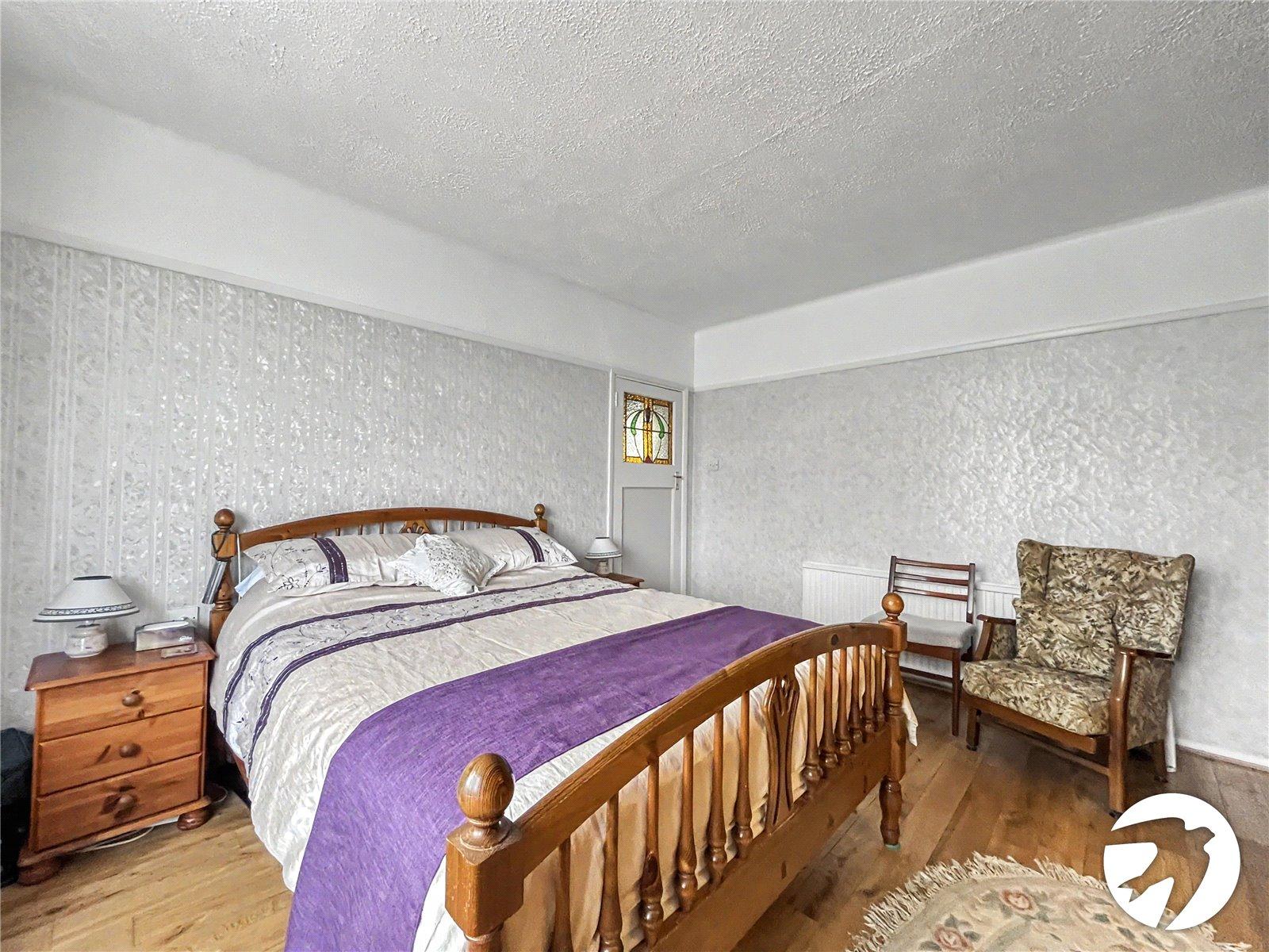 2 bedroom bungalow for sale in Walderslade | Robinson Michael & Jackson