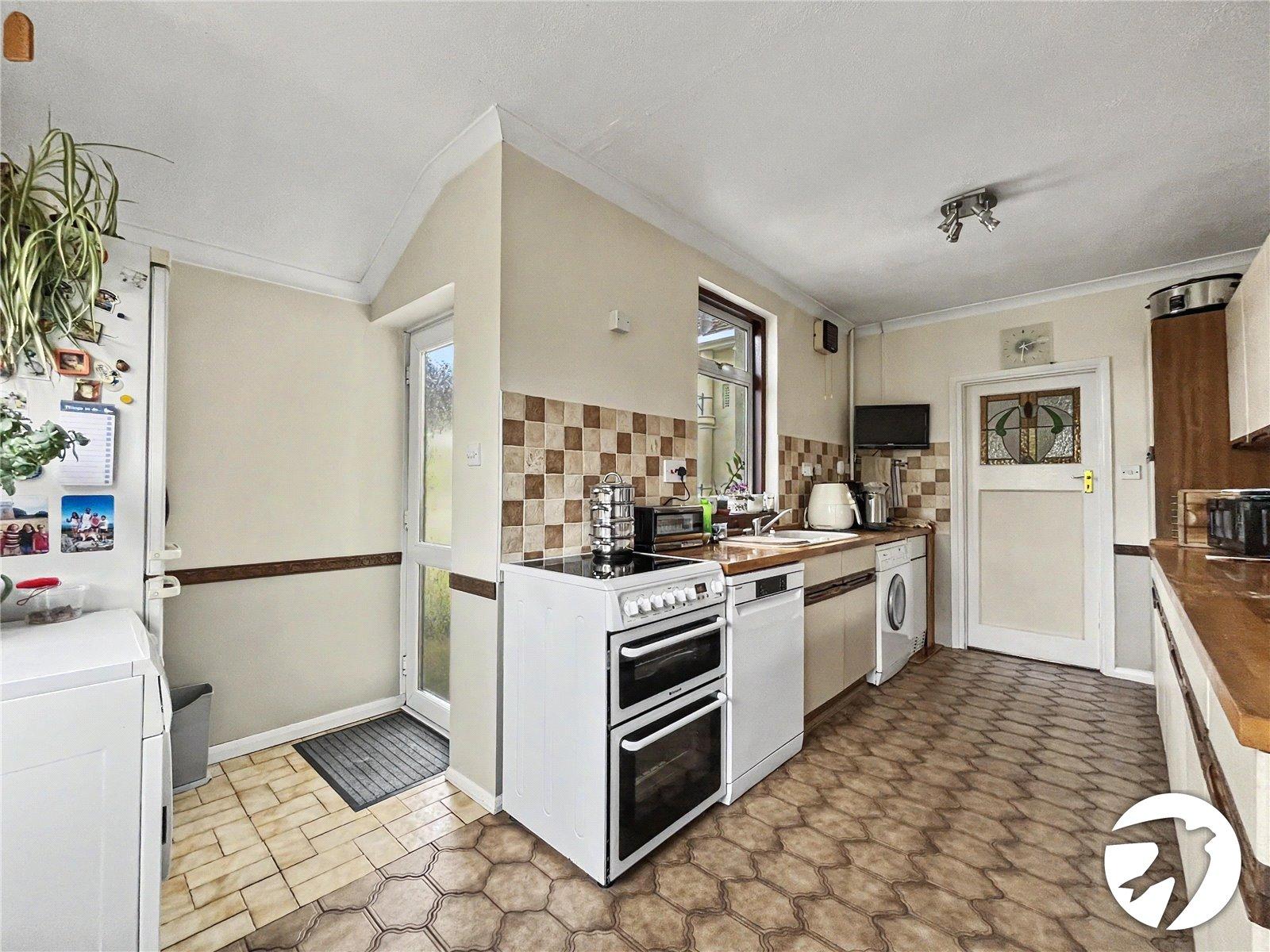 2 bedroom bungalow for sale in Walderslade | Robinson Michael & Jackson