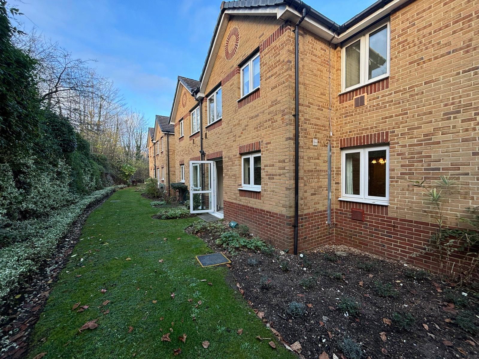 1 bedroom property for sale in Walderslade Road | Robinson Michael & Jackson