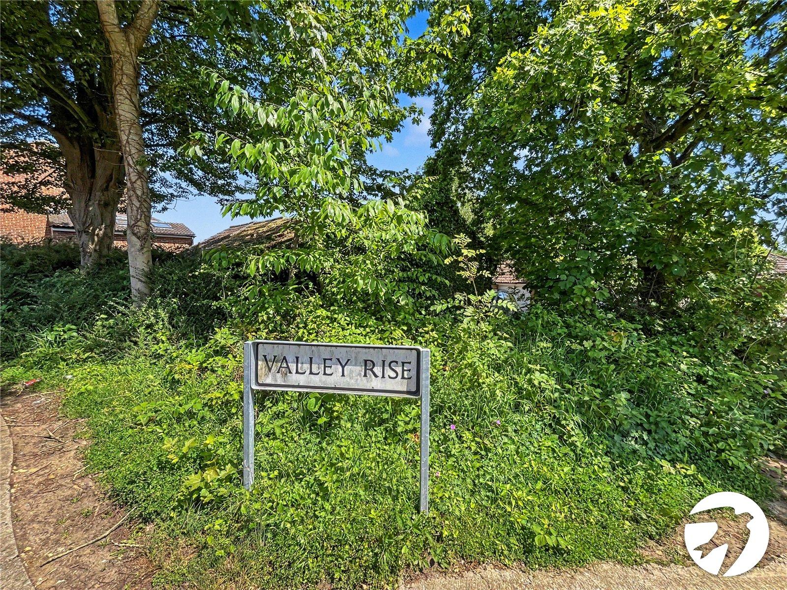 3 bedroom house for sale in Walderslade Woods | Robinson Michael & Jackson