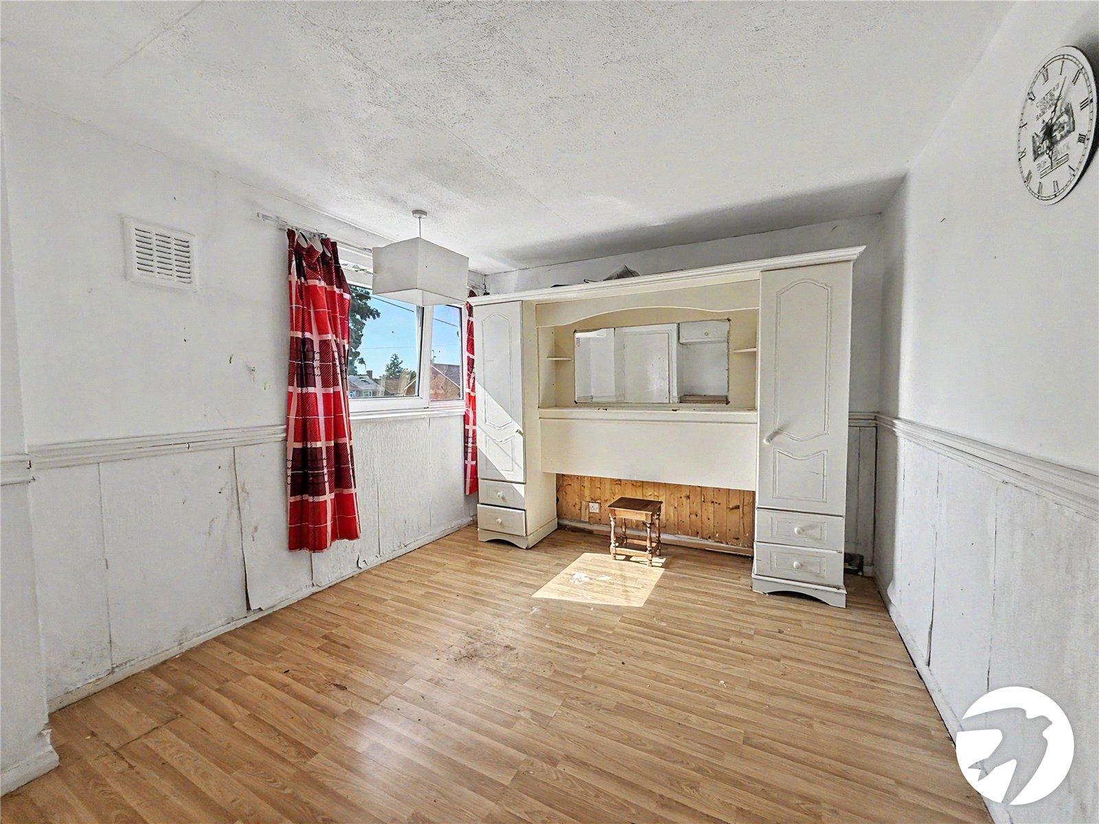2 bedroom house for sale in Walderslade | Robinson Michael & Jackson