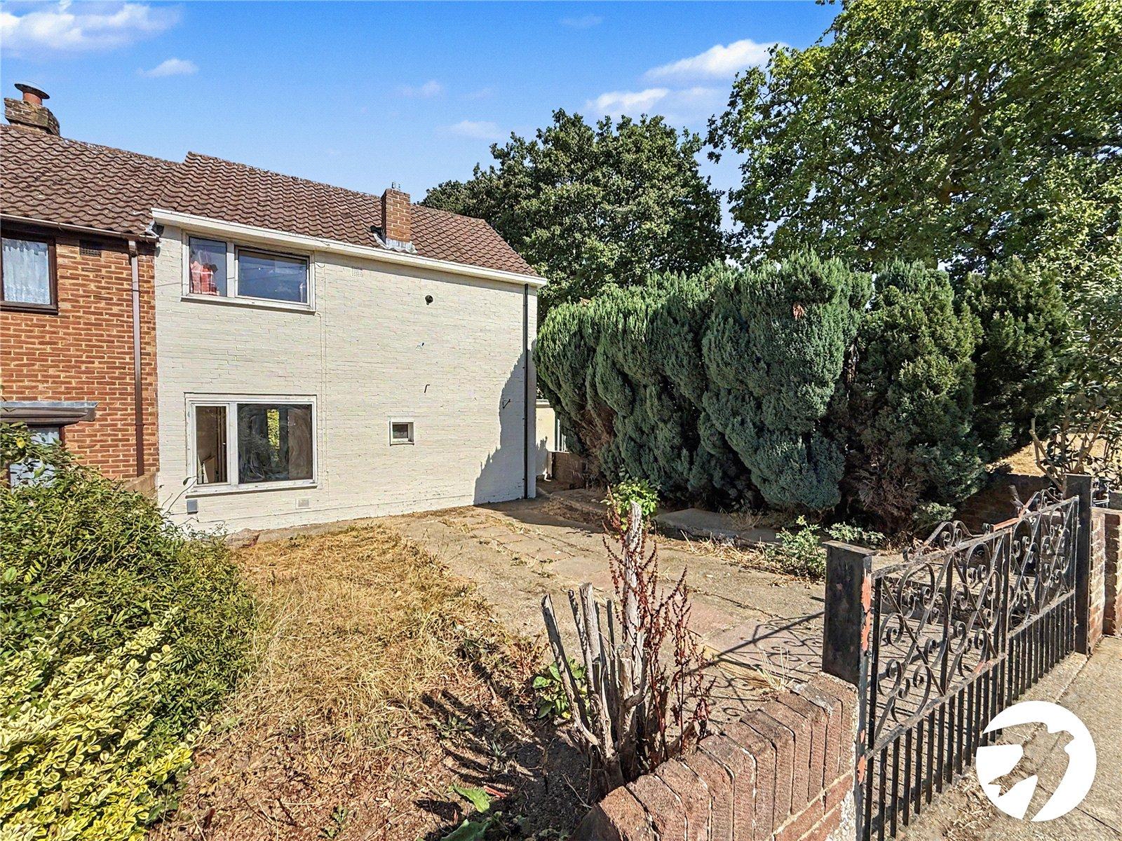 2 bedroom house for sale in Walderslade | Robinson Michael & Jackson
