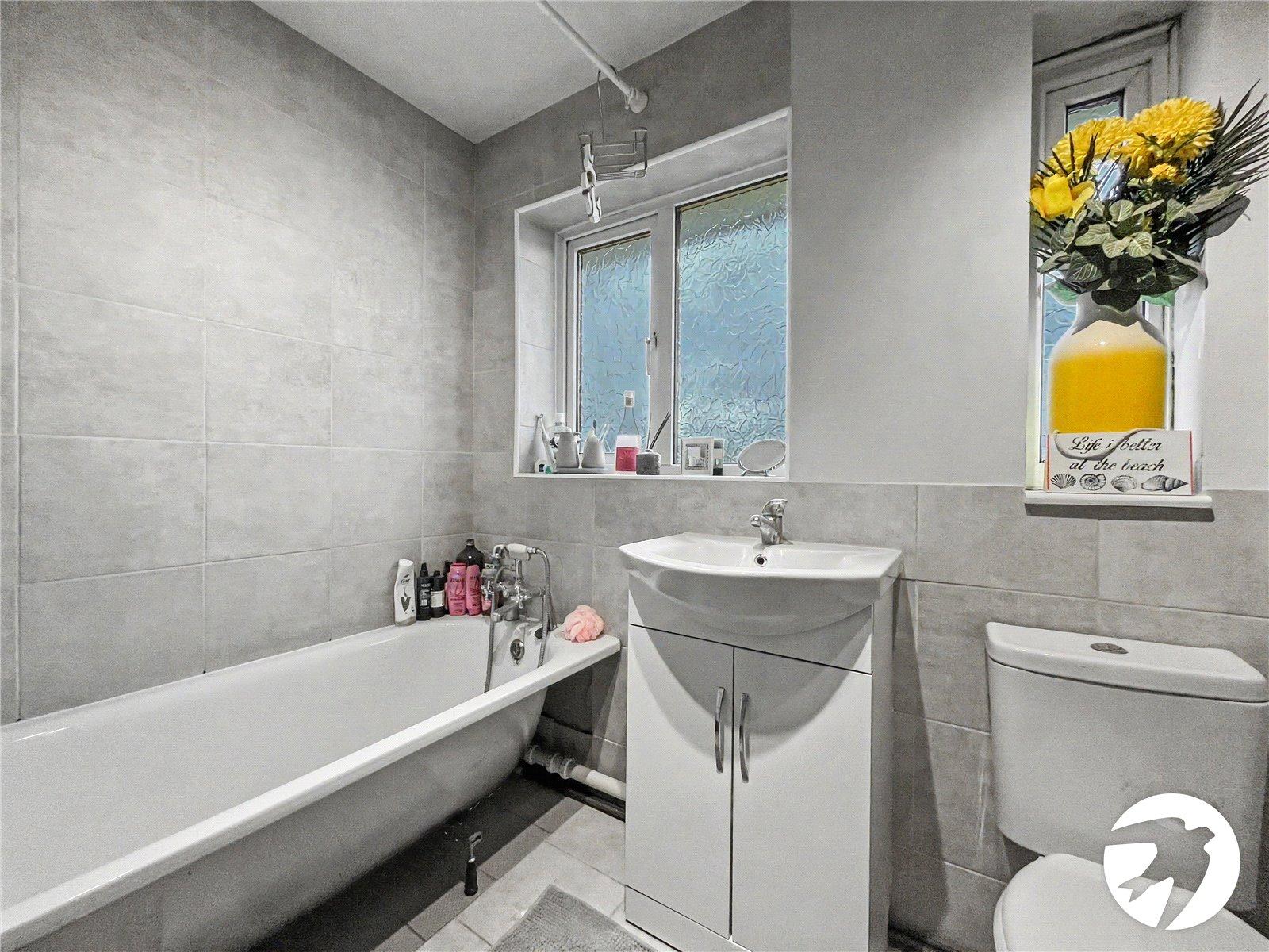 3 bedroom house for sale in Walderslade | Robinson Michael & Jackson