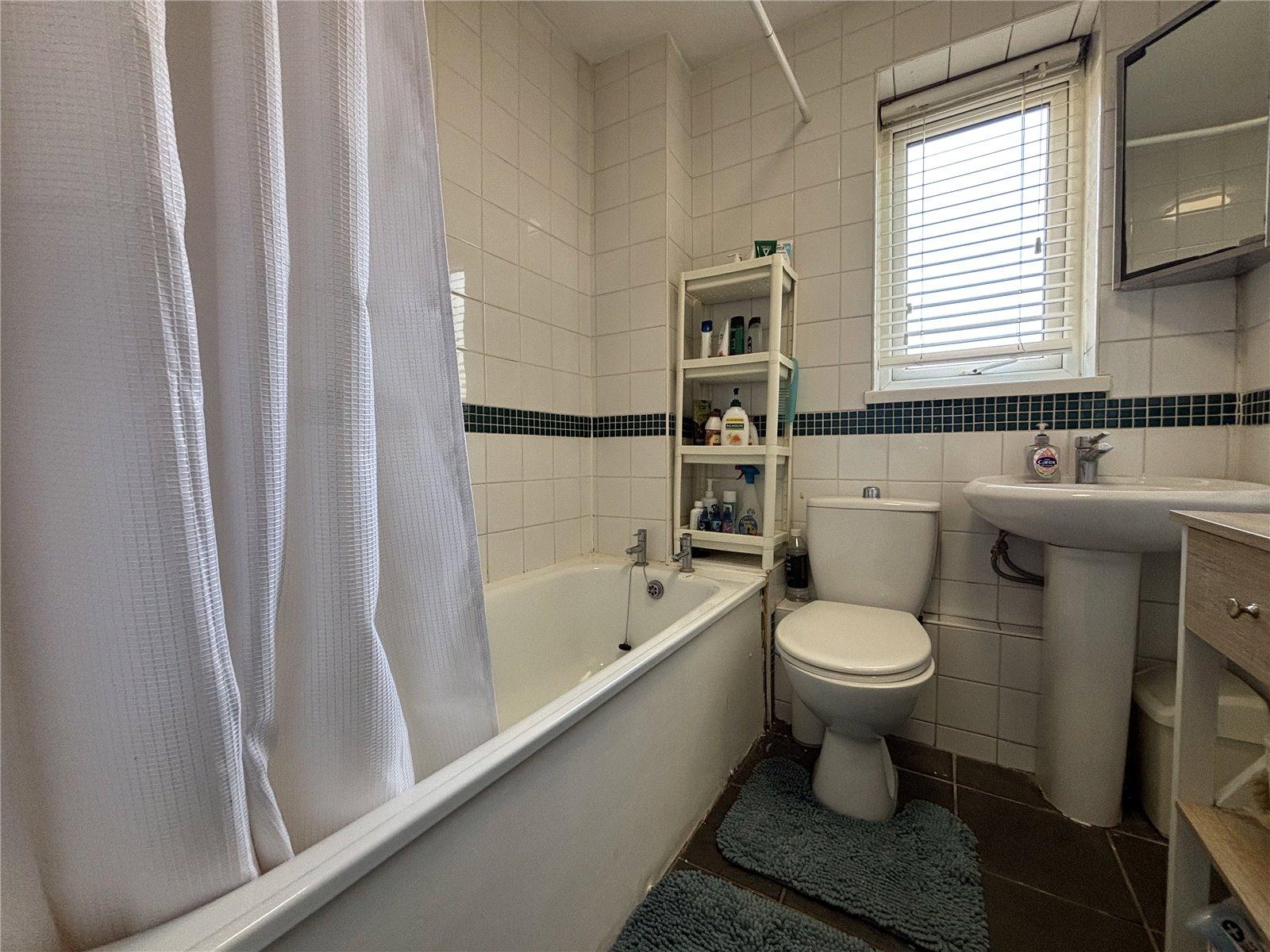 2 bedroom house for sale in Walderslade Woods | Robinson Michael & Jackson