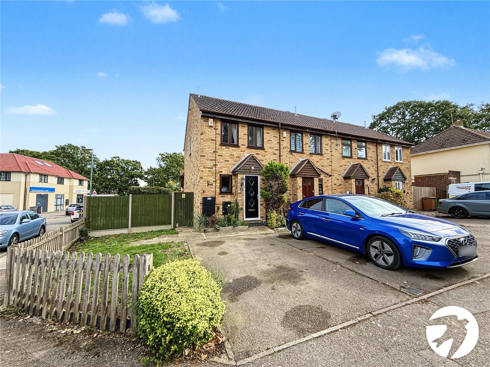 2 bedroom house for sale in Walderslade | Robinson Michael & Jackson