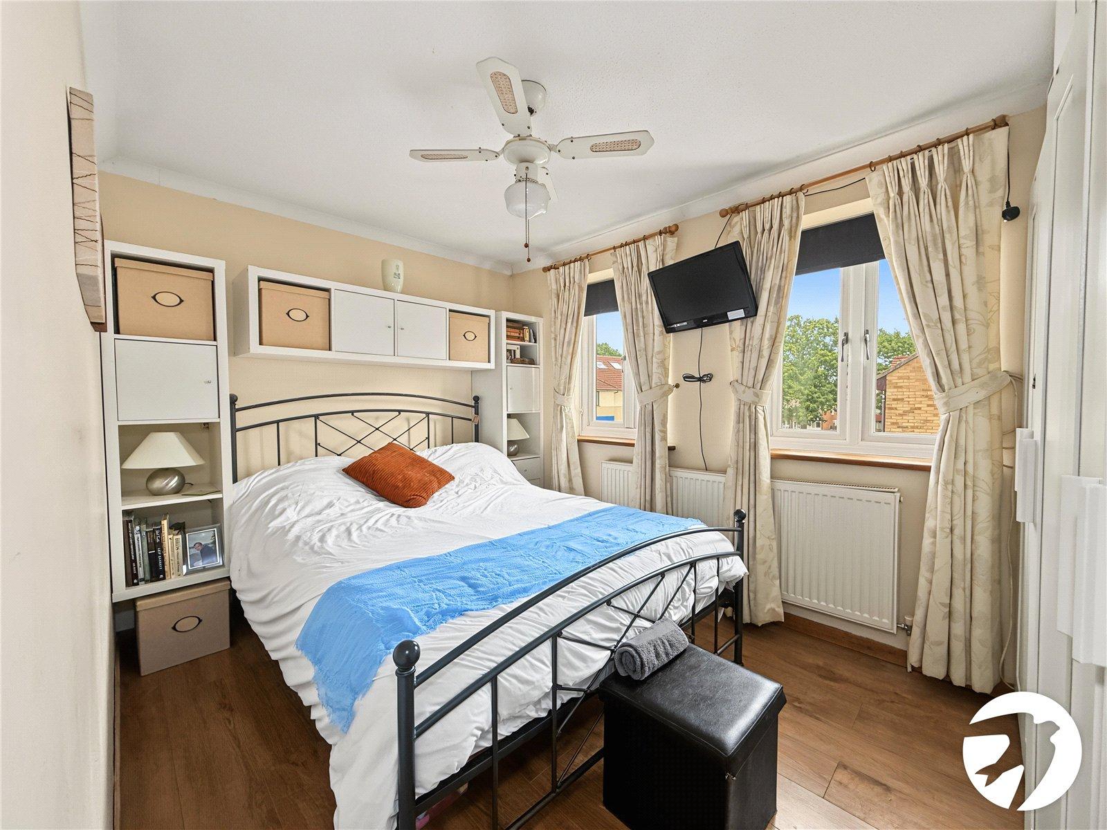 2 bedroom house for sale in Walderslade | Robinson Michael & Jackson
