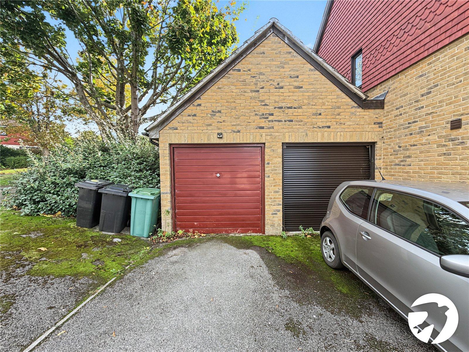 2 bedroom house for sale in Walderslade Woods | Robinson Michael & Jackson