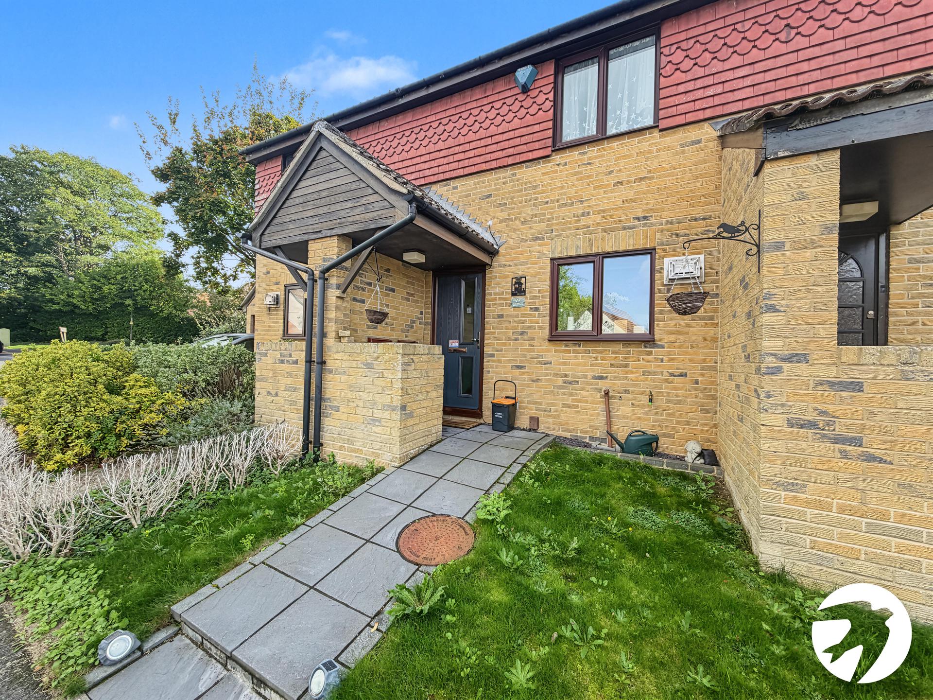 2 bedroom house for sale in Walderslade Woods | Robinson Michael & Jackson