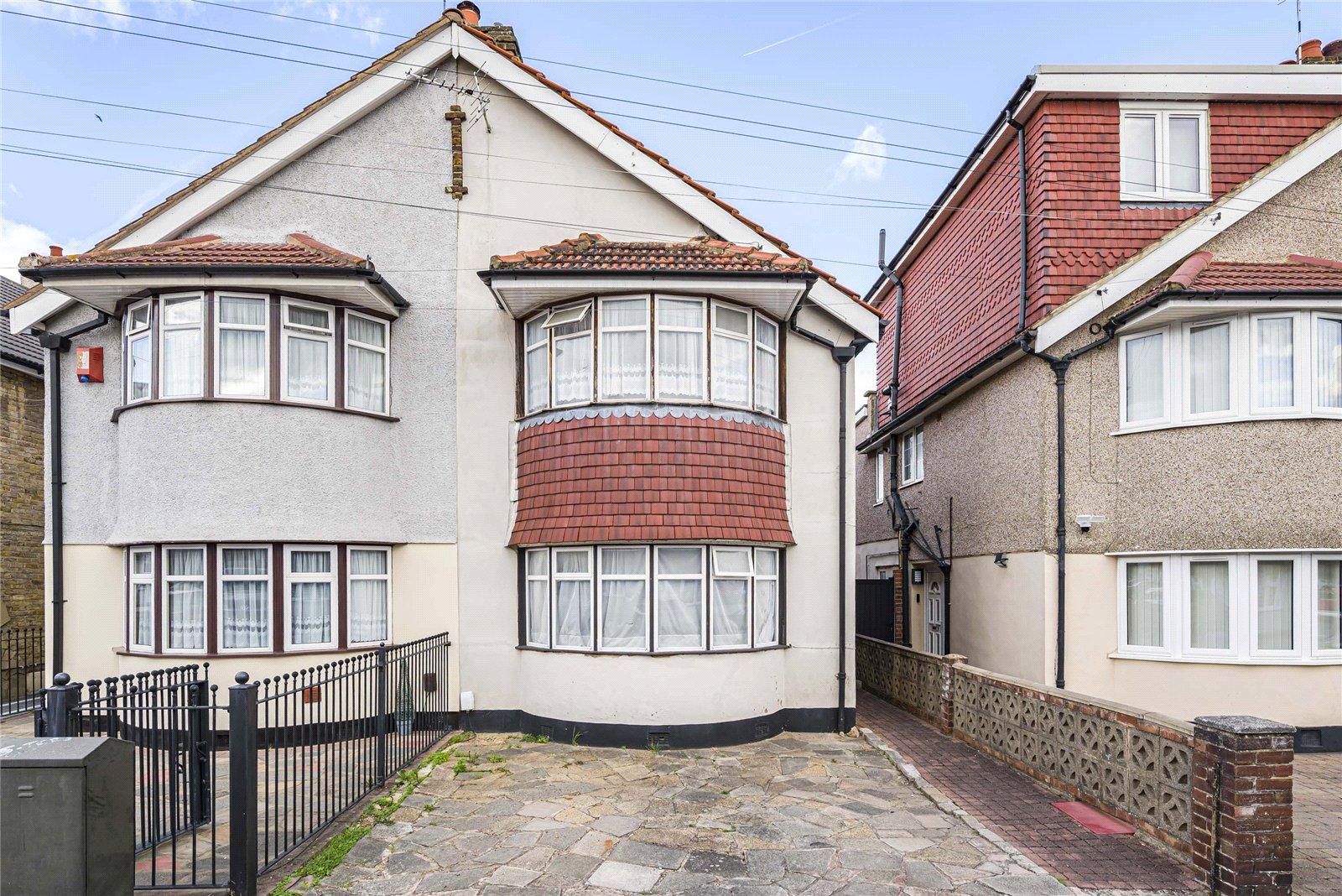 3 bedroom house for sale in Welling | Robinson Jackson