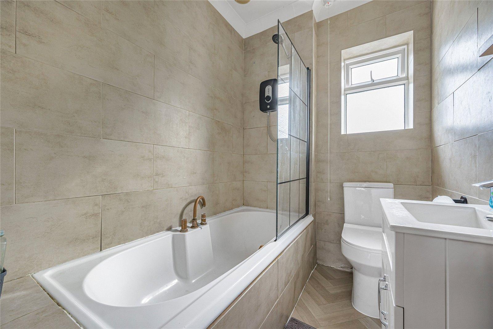 2 bedroom house for sale in Welling | Robinson Jackson