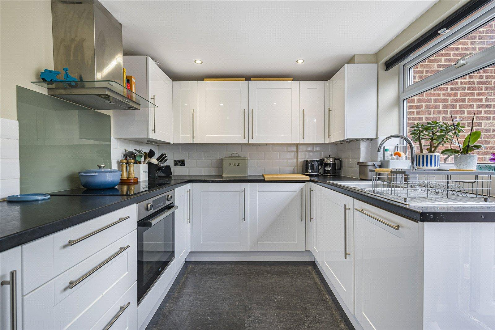 2 bedroom house for sale in Welling | Robinson Jackson